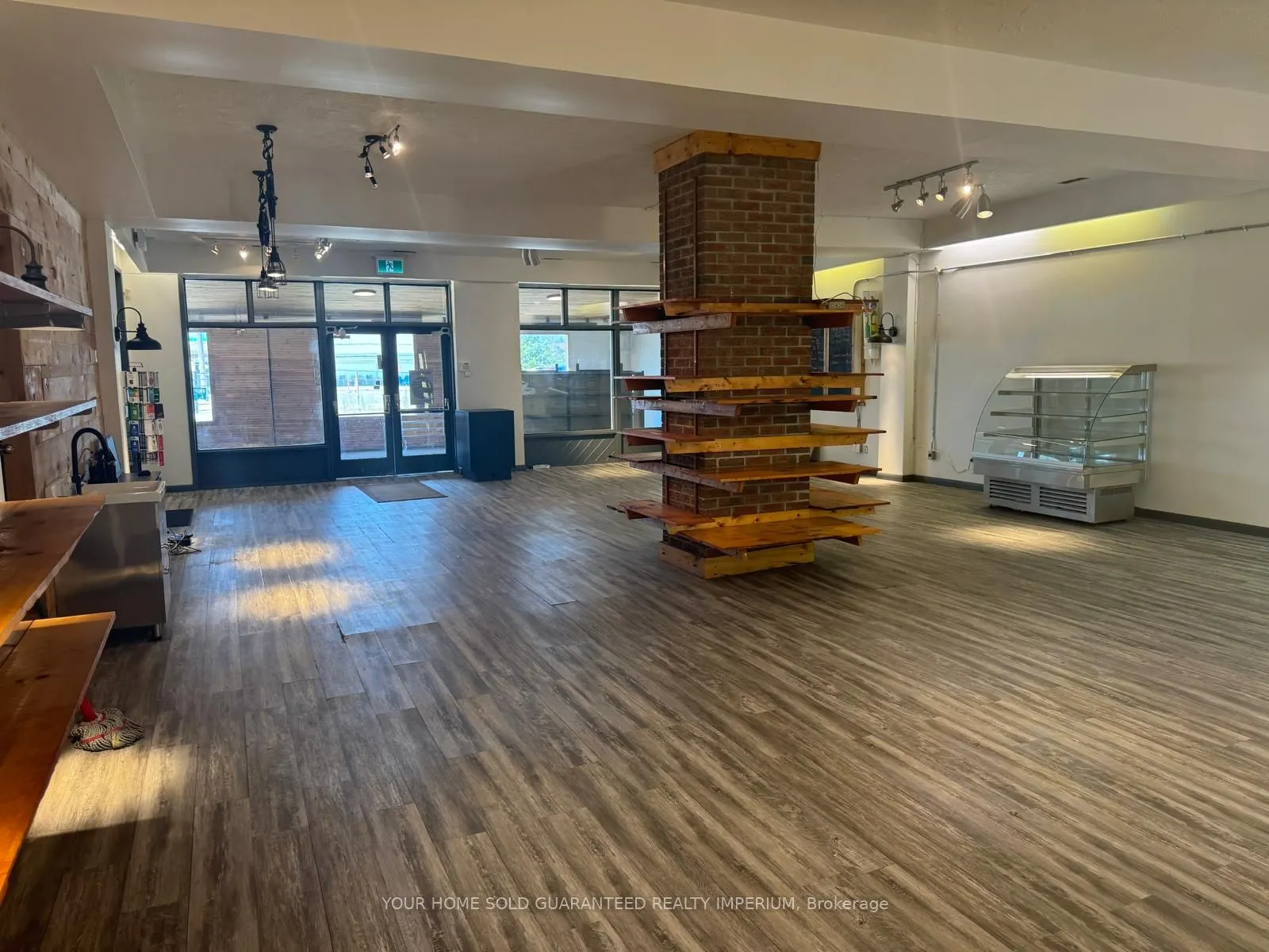 2989 Lakefield Road