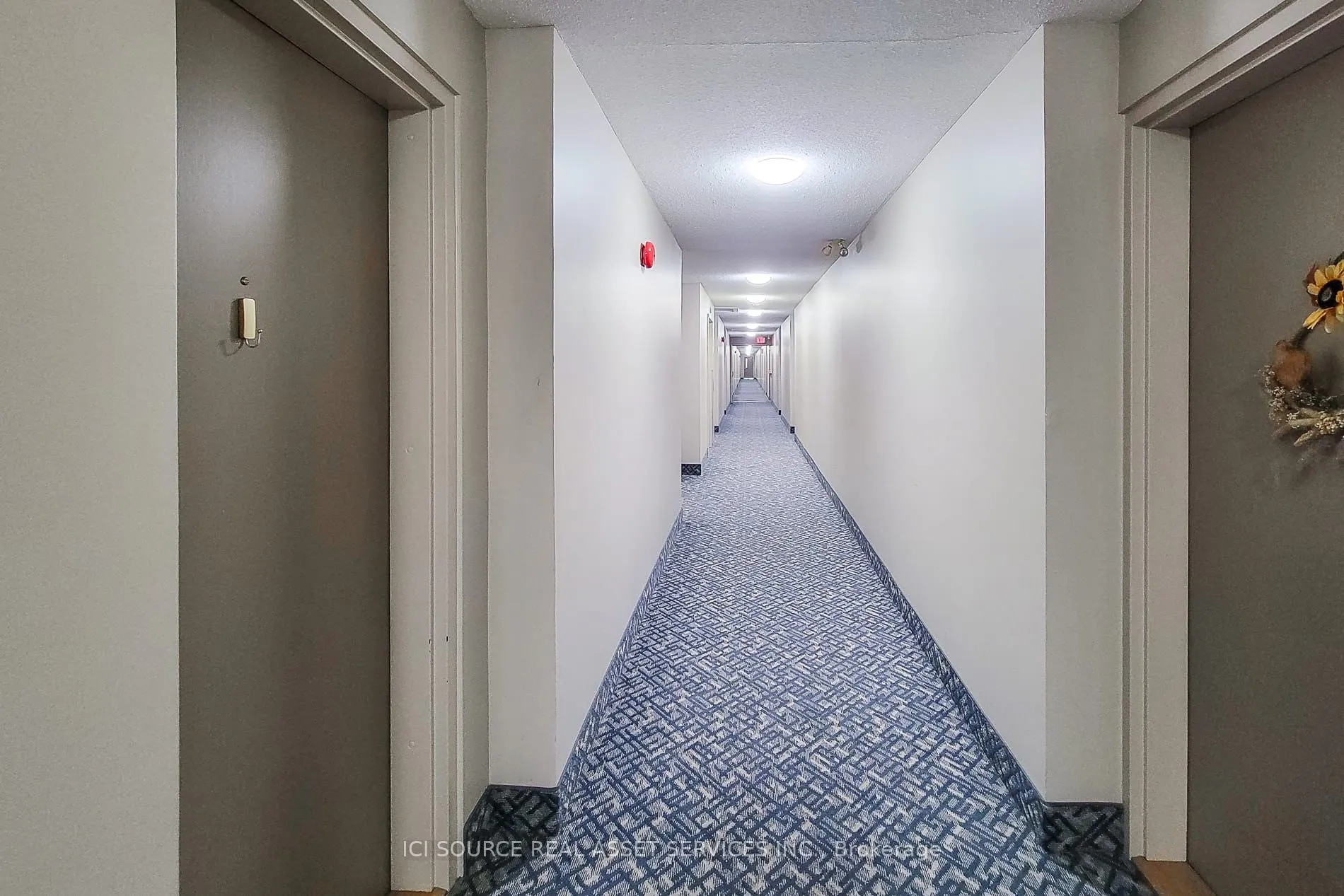 78 Roehampton Avenue, #411