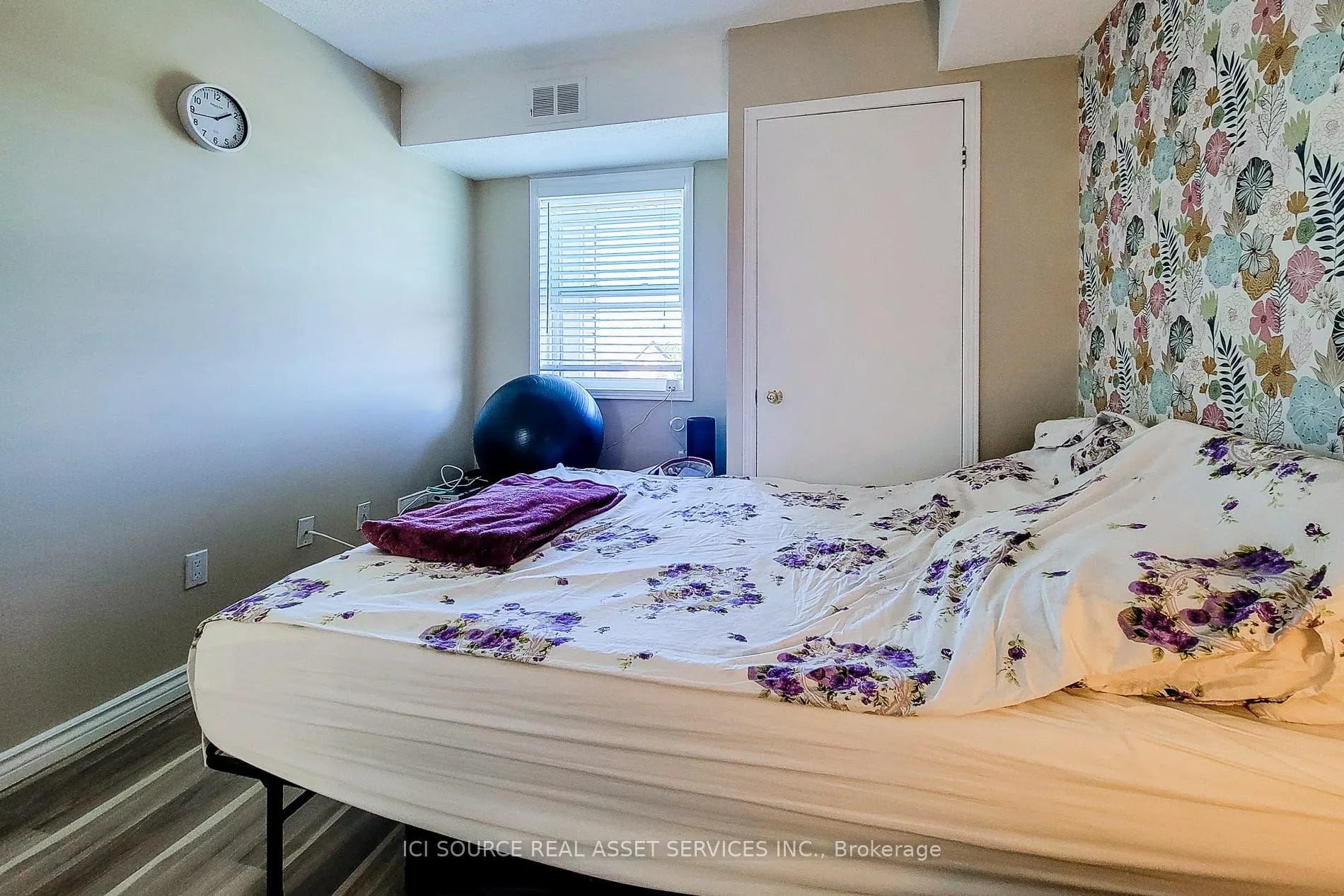 78 Roehampton Avenue, #411