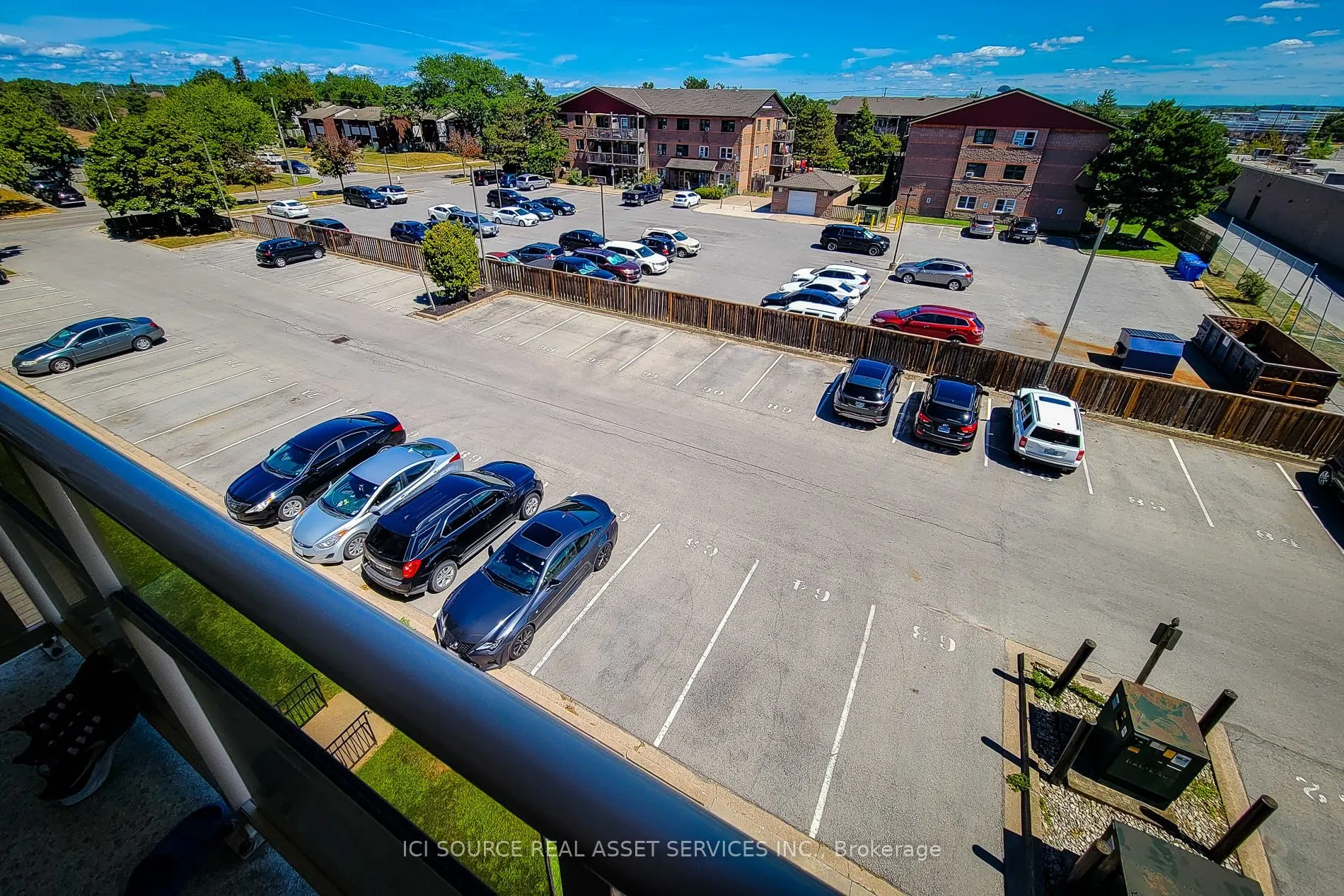 78 Roehampton Avenue, #411