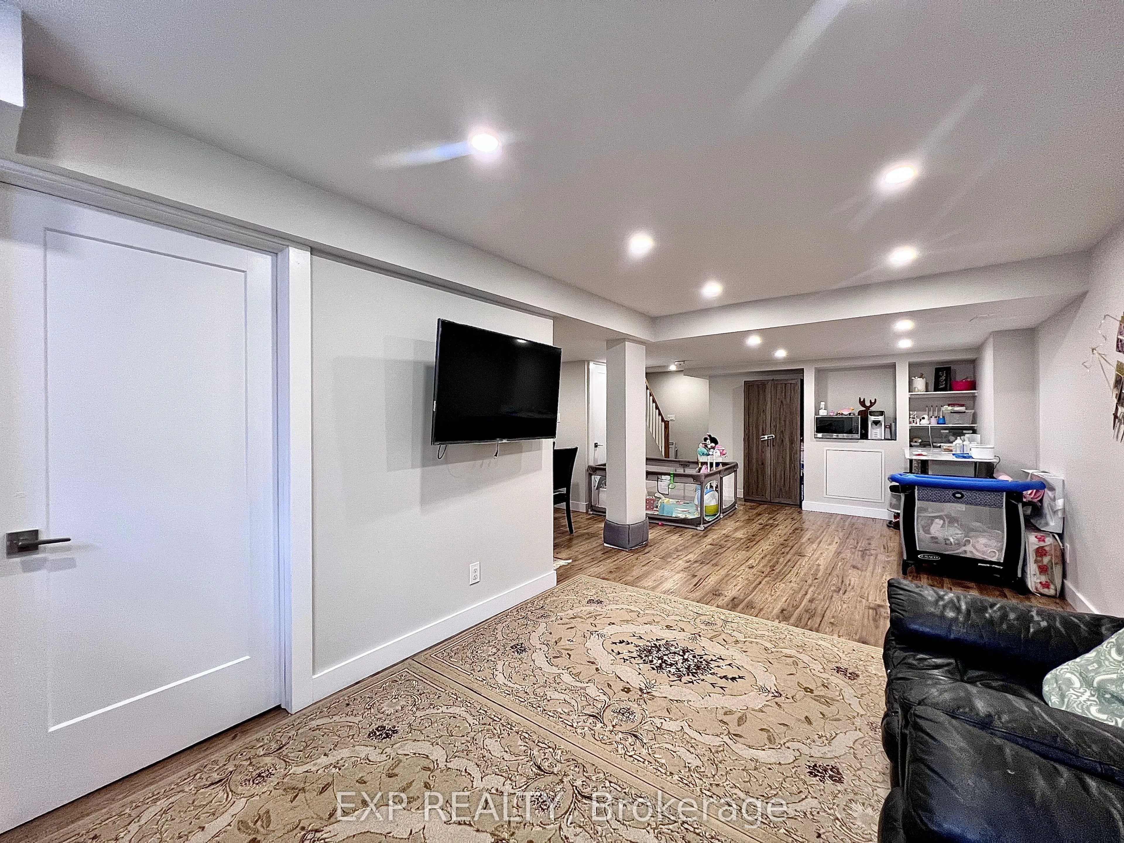 27 Kirkstone Private