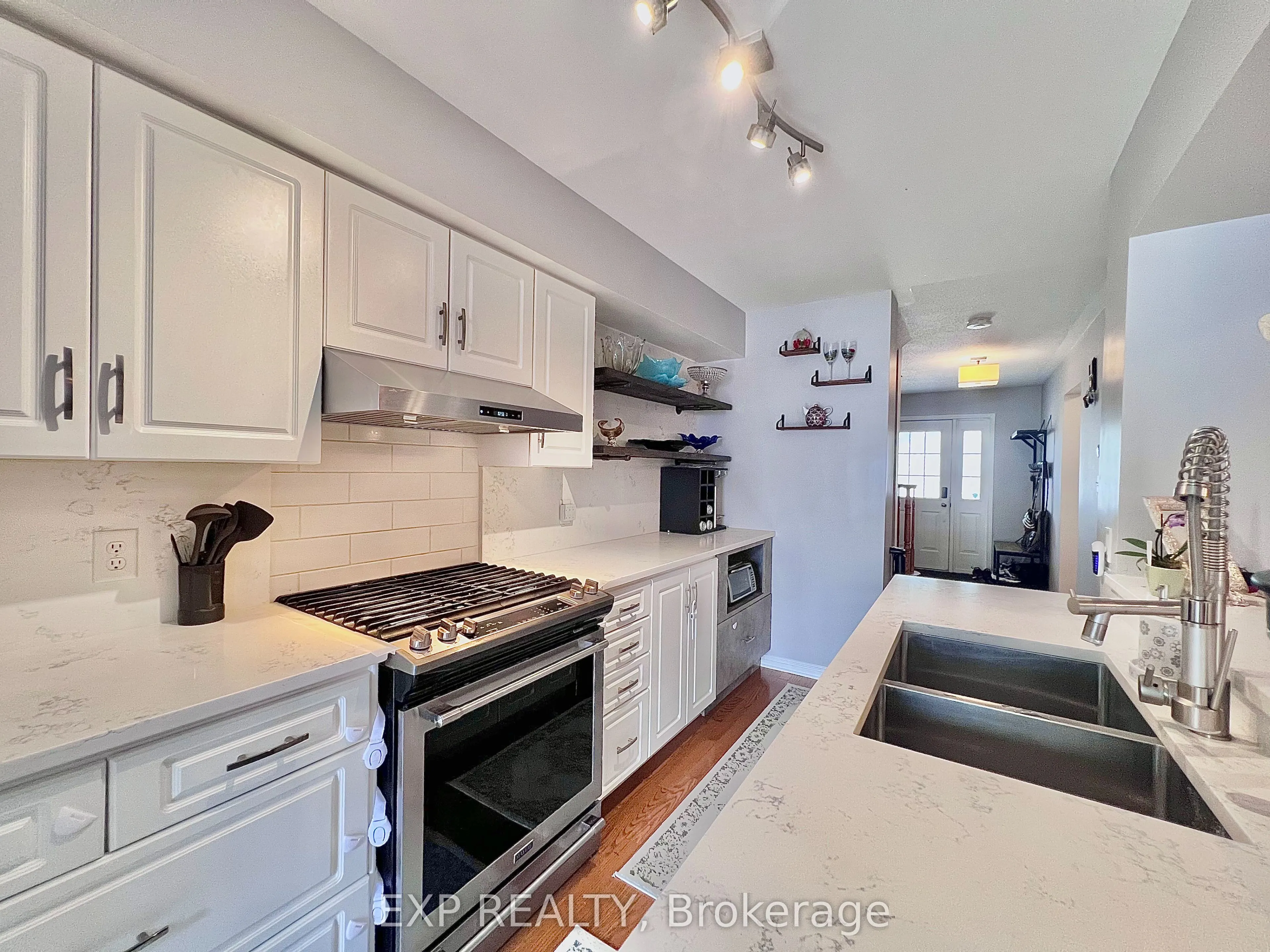 27 Kirkstone Private