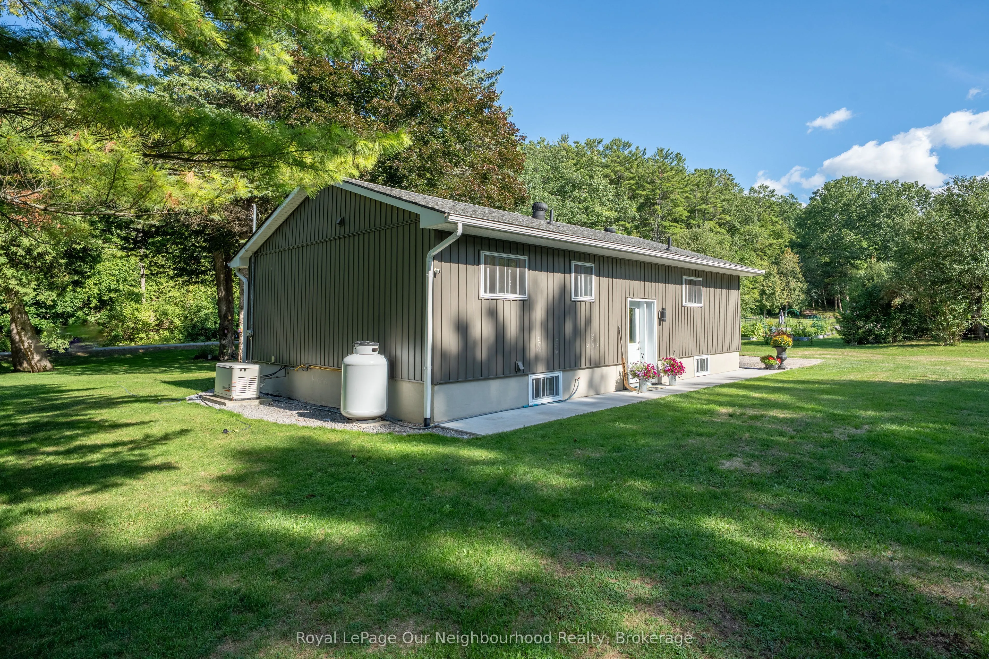 5292 Harris Boatworks Road
