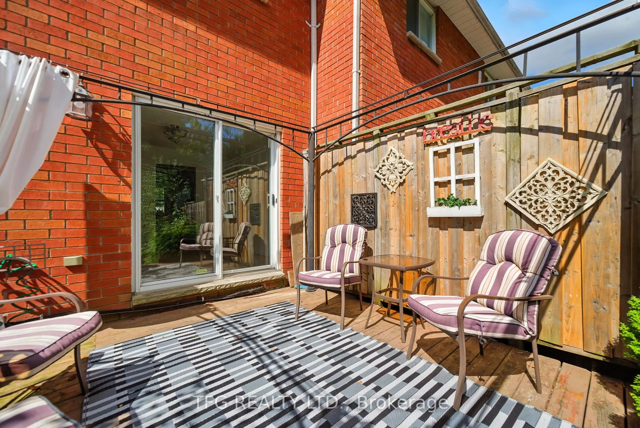 165 Sutherland Crescent