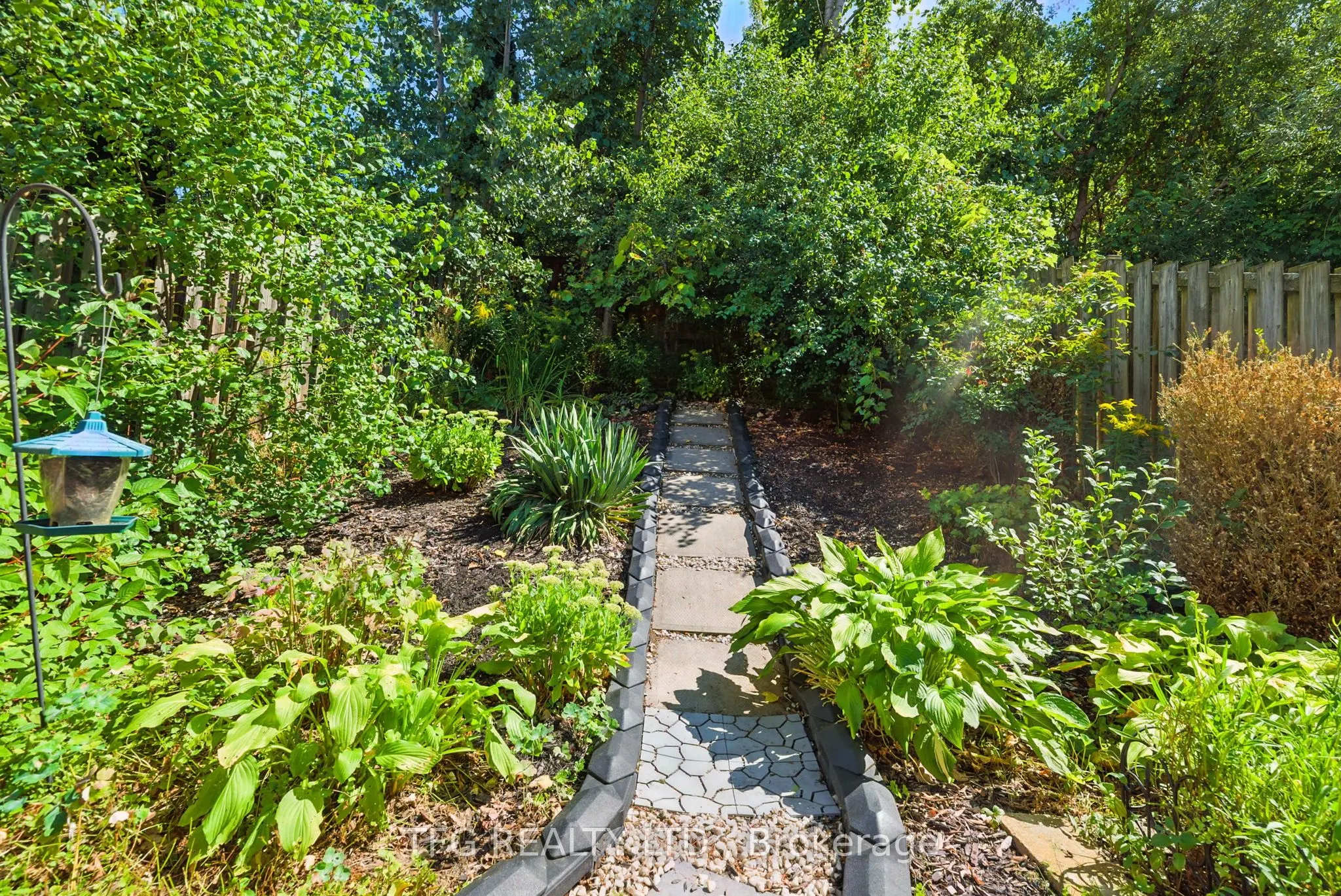 165 Sutherland Crescent
