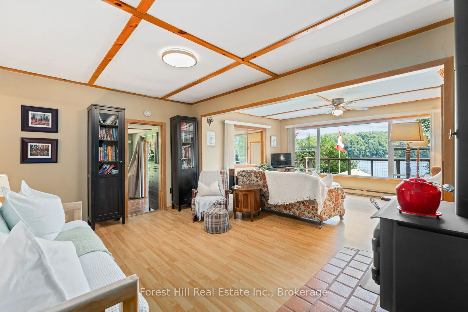 3477 Livingstone Lake Road