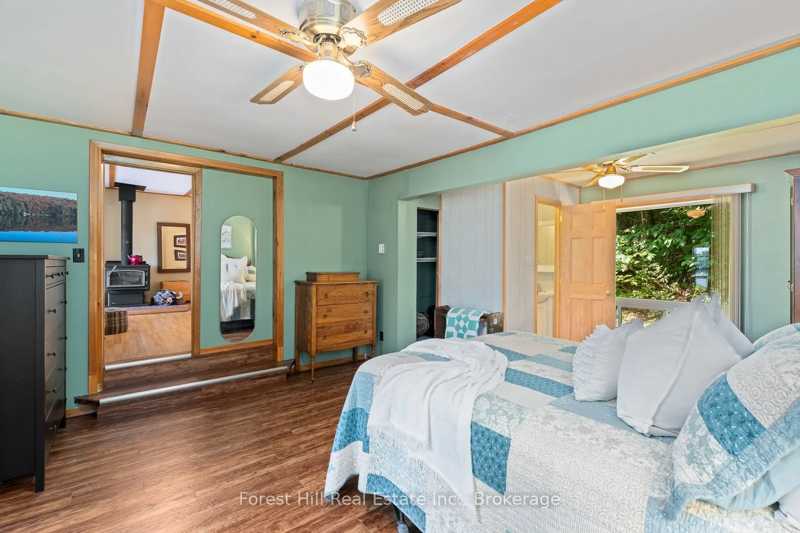 3477 Livingstone Lake Road