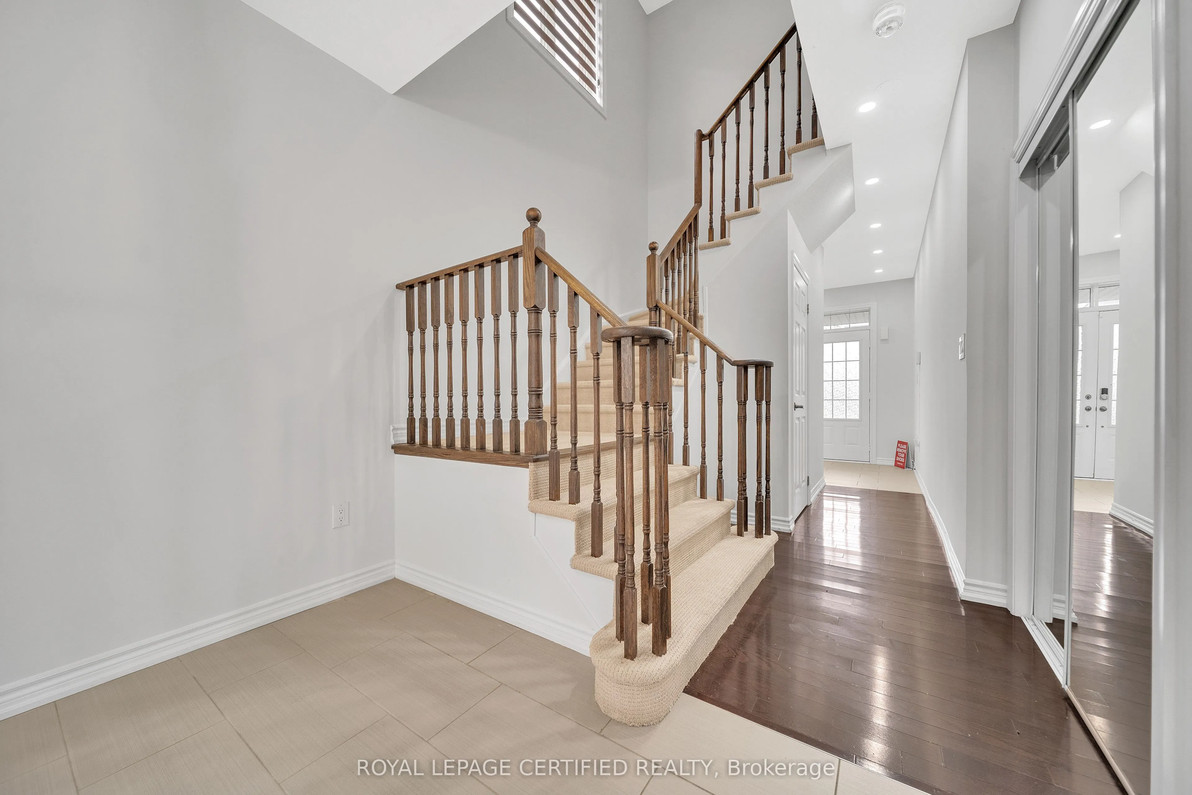 17 Arnold Marshall Boulevard