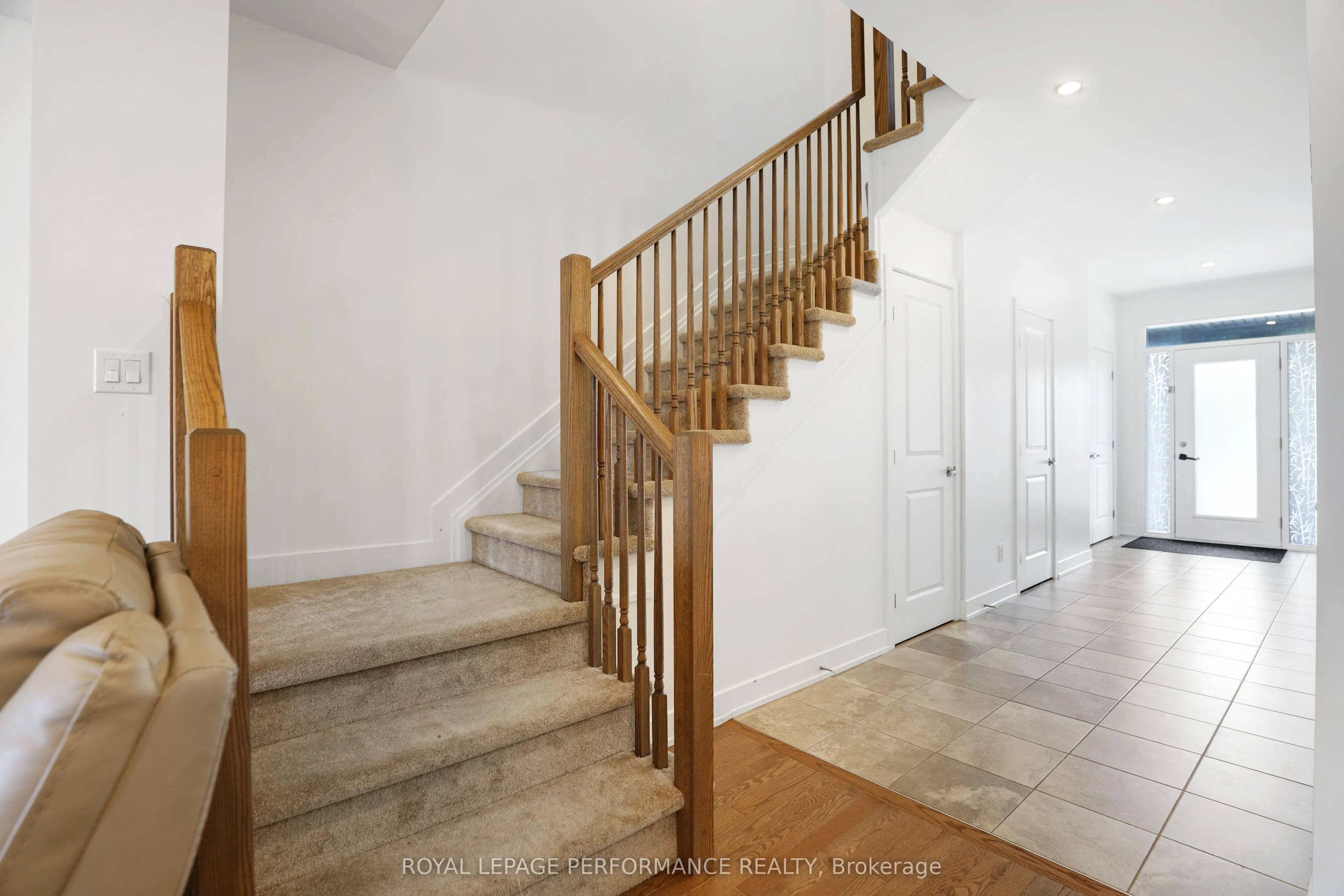 471 FERNSIDE Street