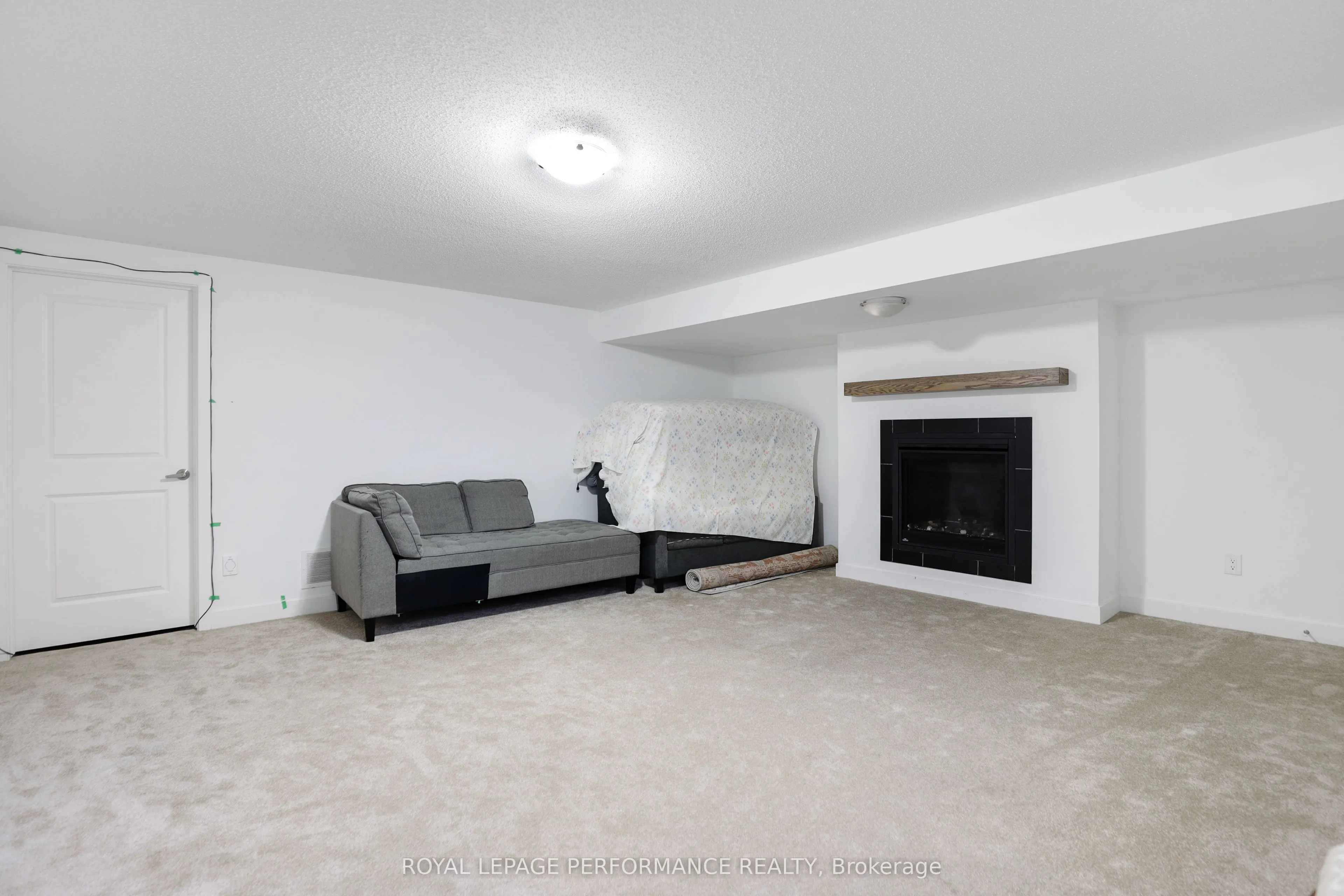 471 FERNSIDE Street