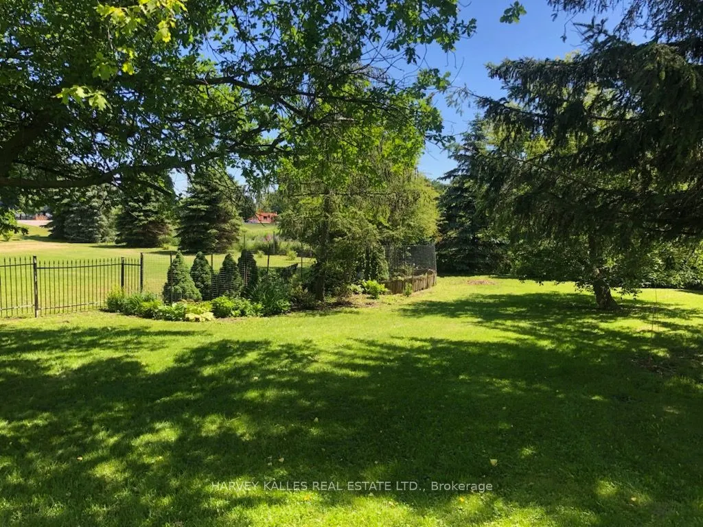13667 Loyalist Parkway