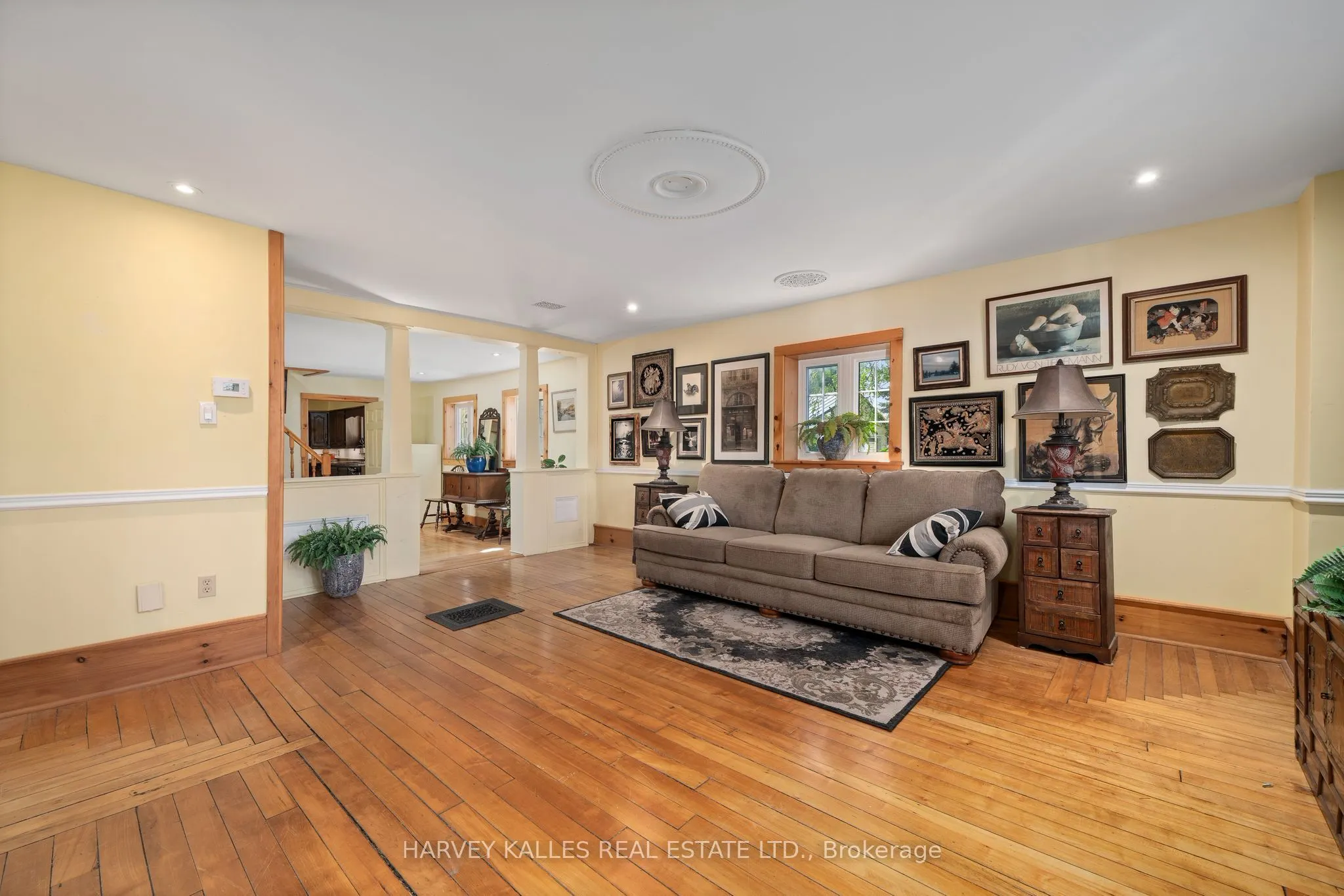 13667 Loyalist Parkway