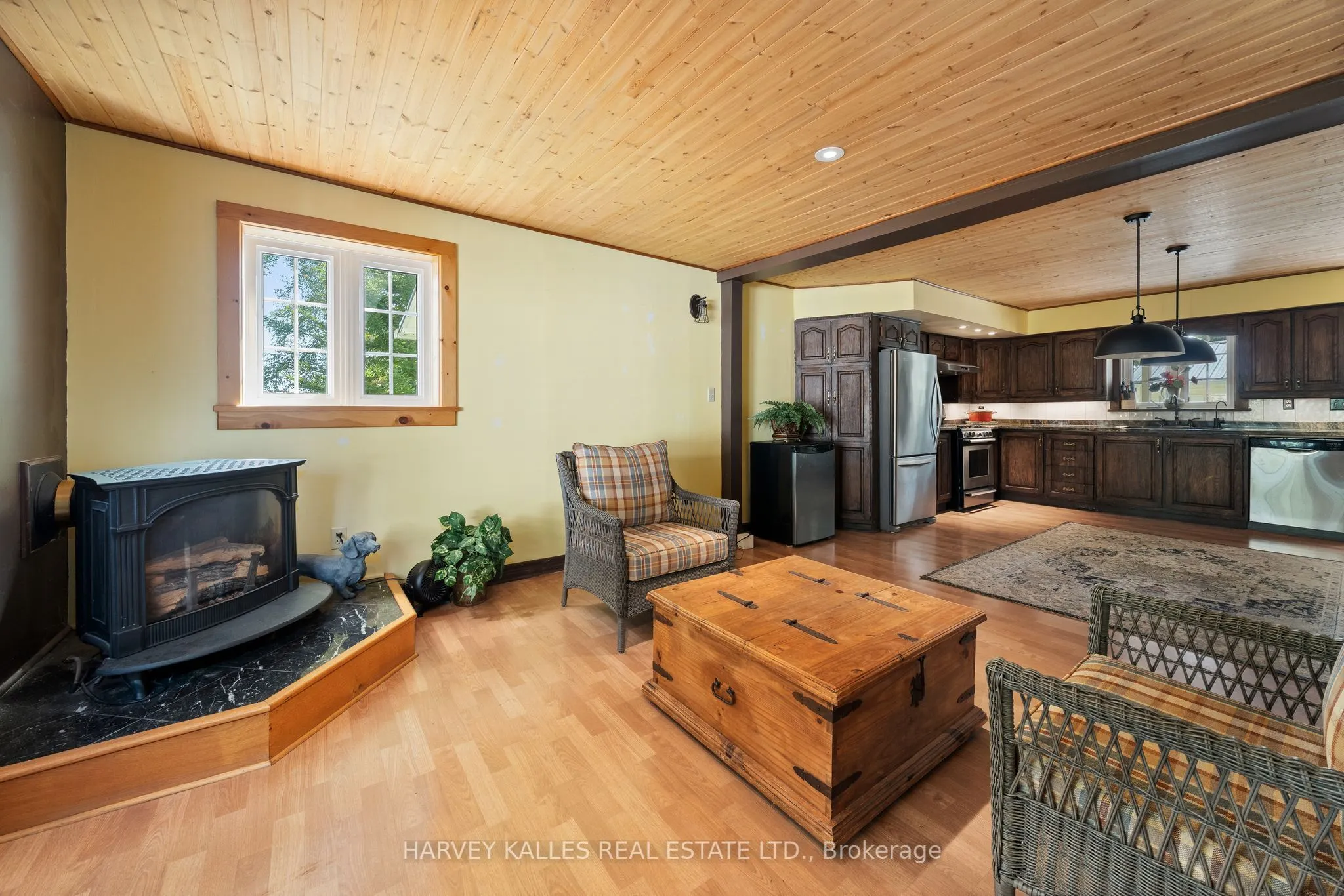 13667 Loyalist Parkway
