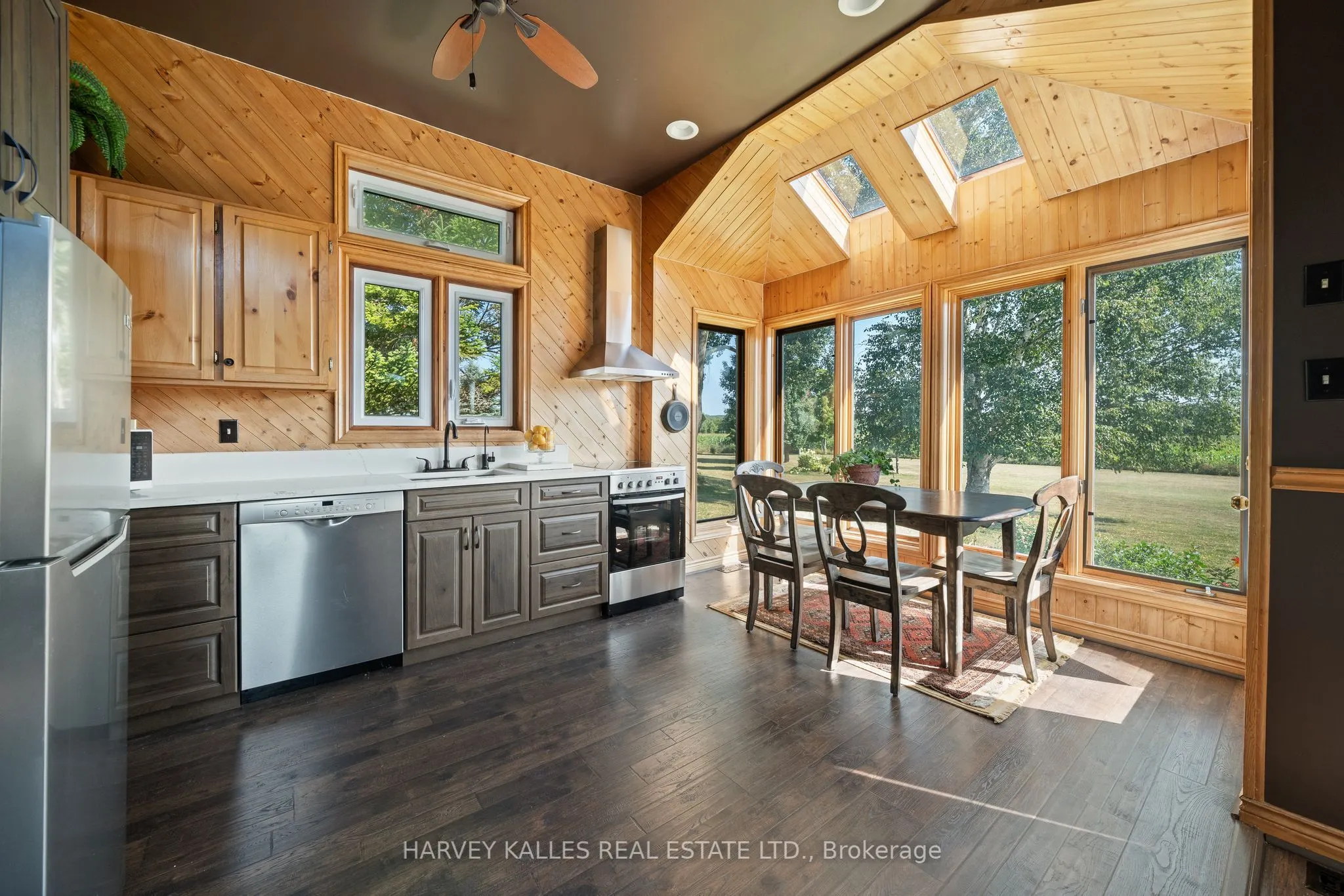13667 Loyalist Parkway