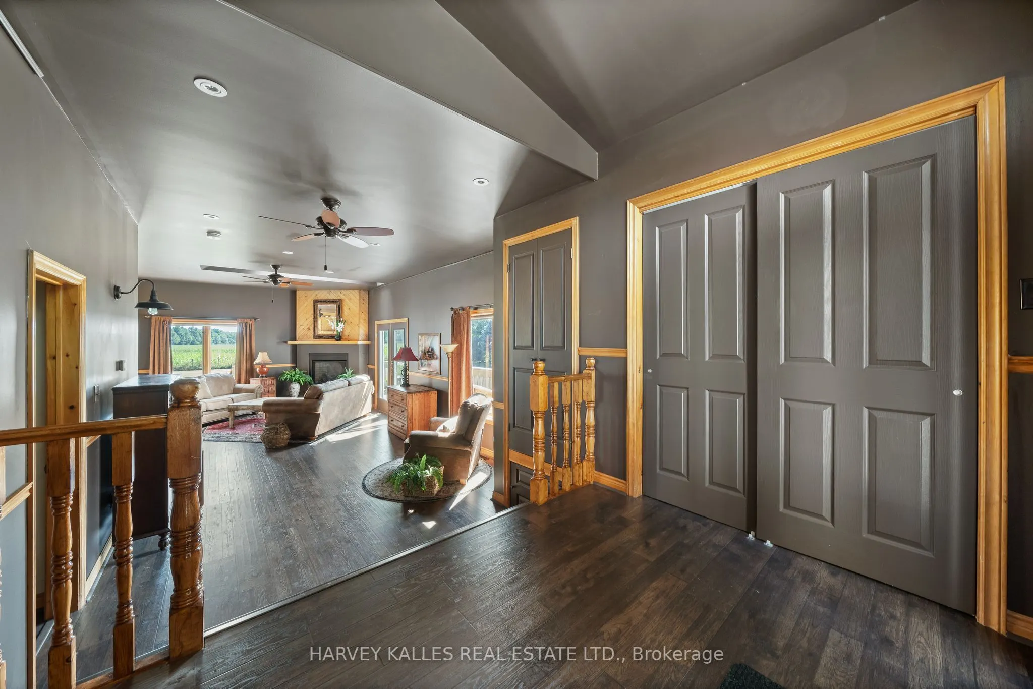 13667 Loyalist Parkway