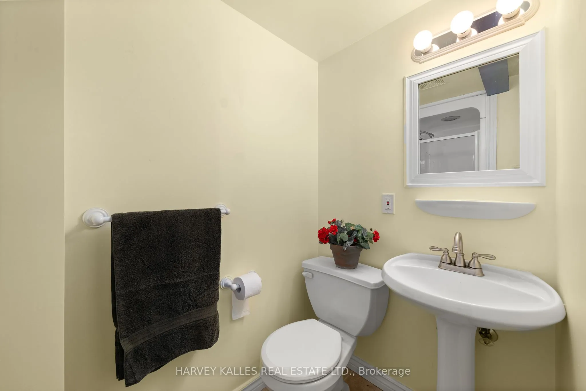 13667 Loyalist Parkway