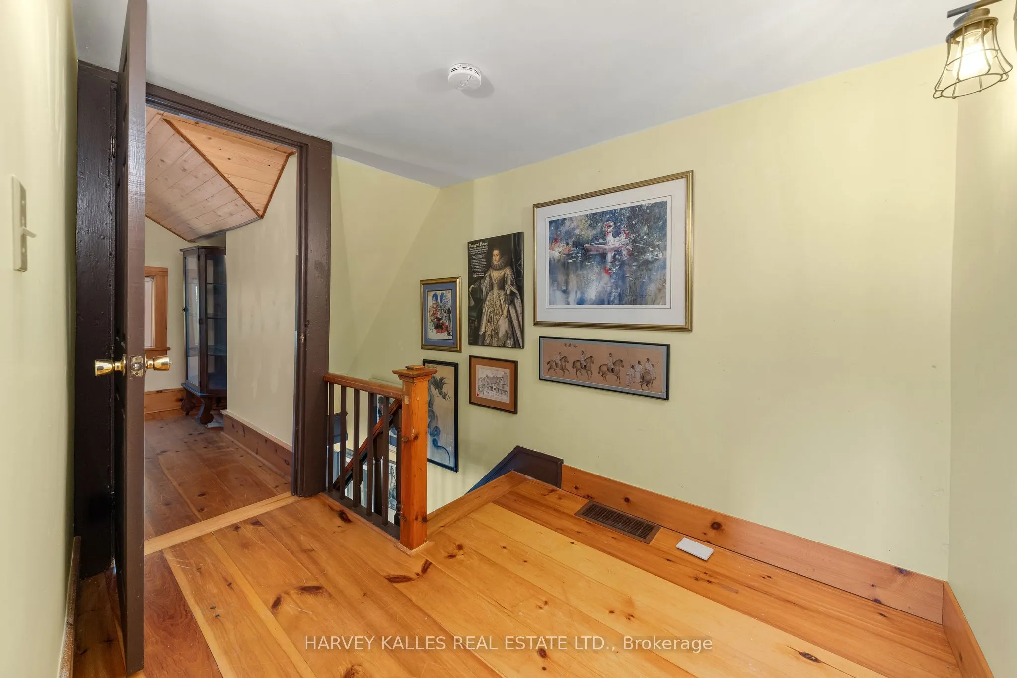 13667 Loyalist Parkway