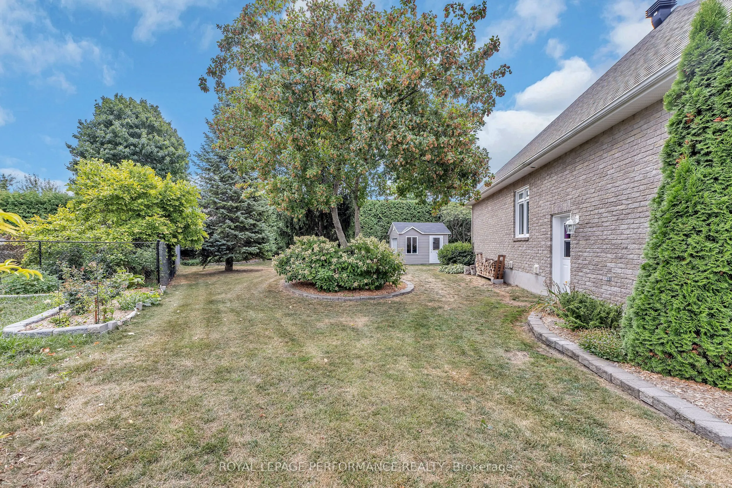 760 Levesque Crescent