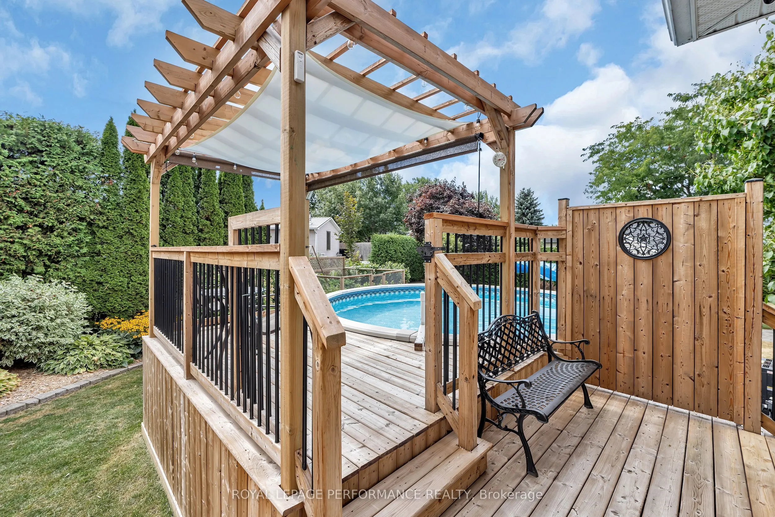 760 Levesque Crescent