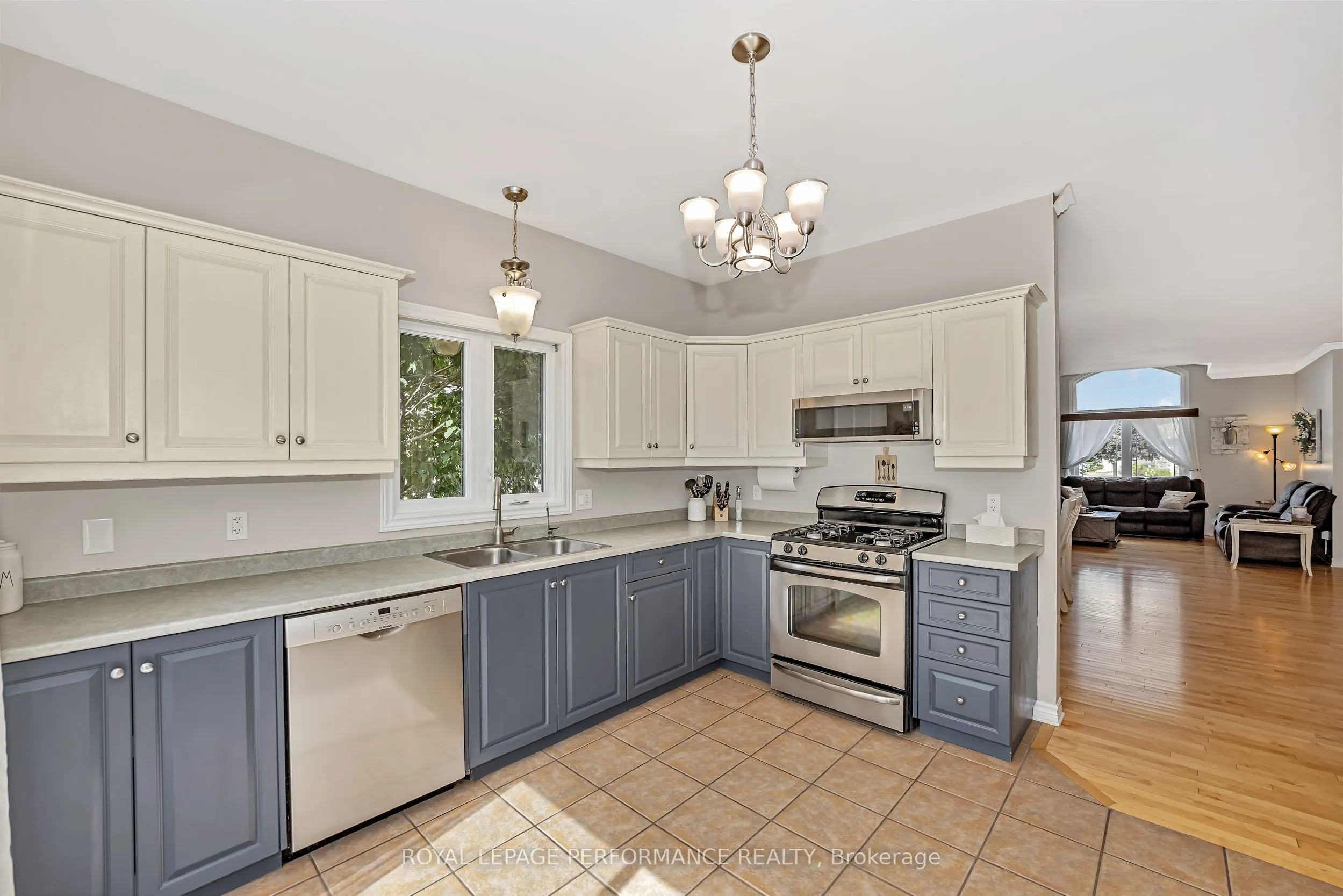 760 Levesque Crescent