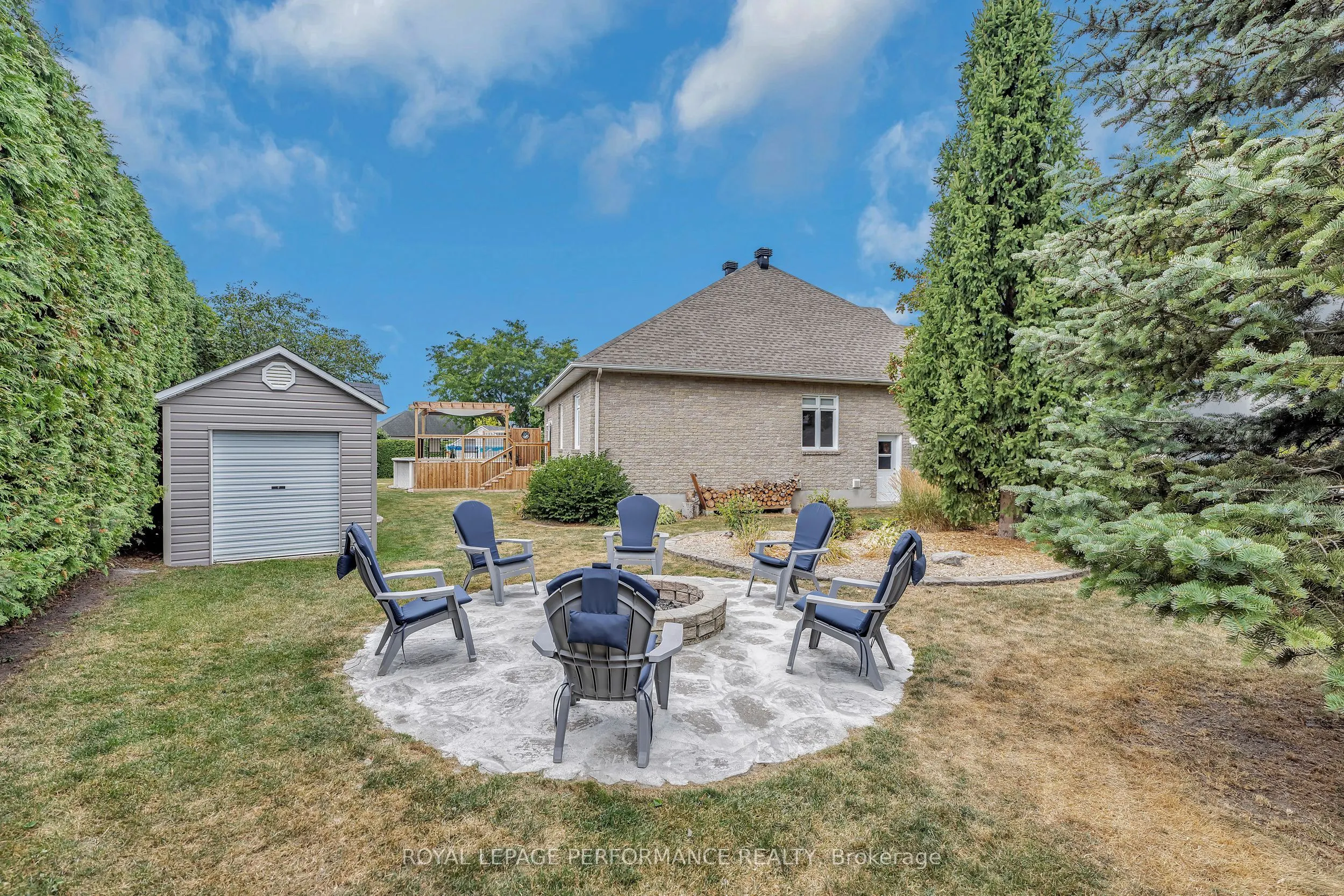 760 Levesque Crescent