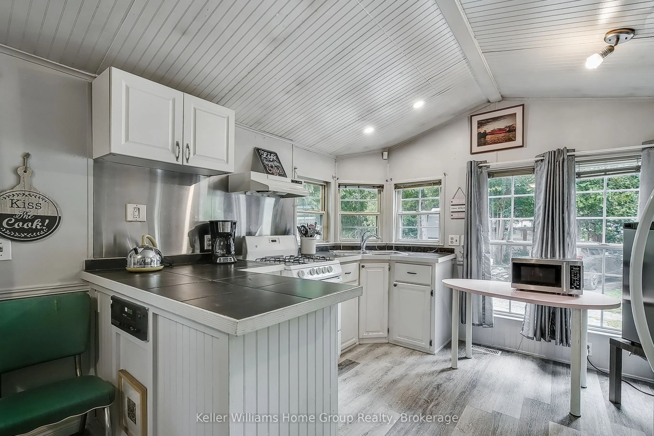1085 10th Concession Road W, #30