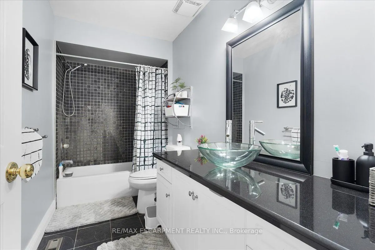104 Frances Avenue, #27