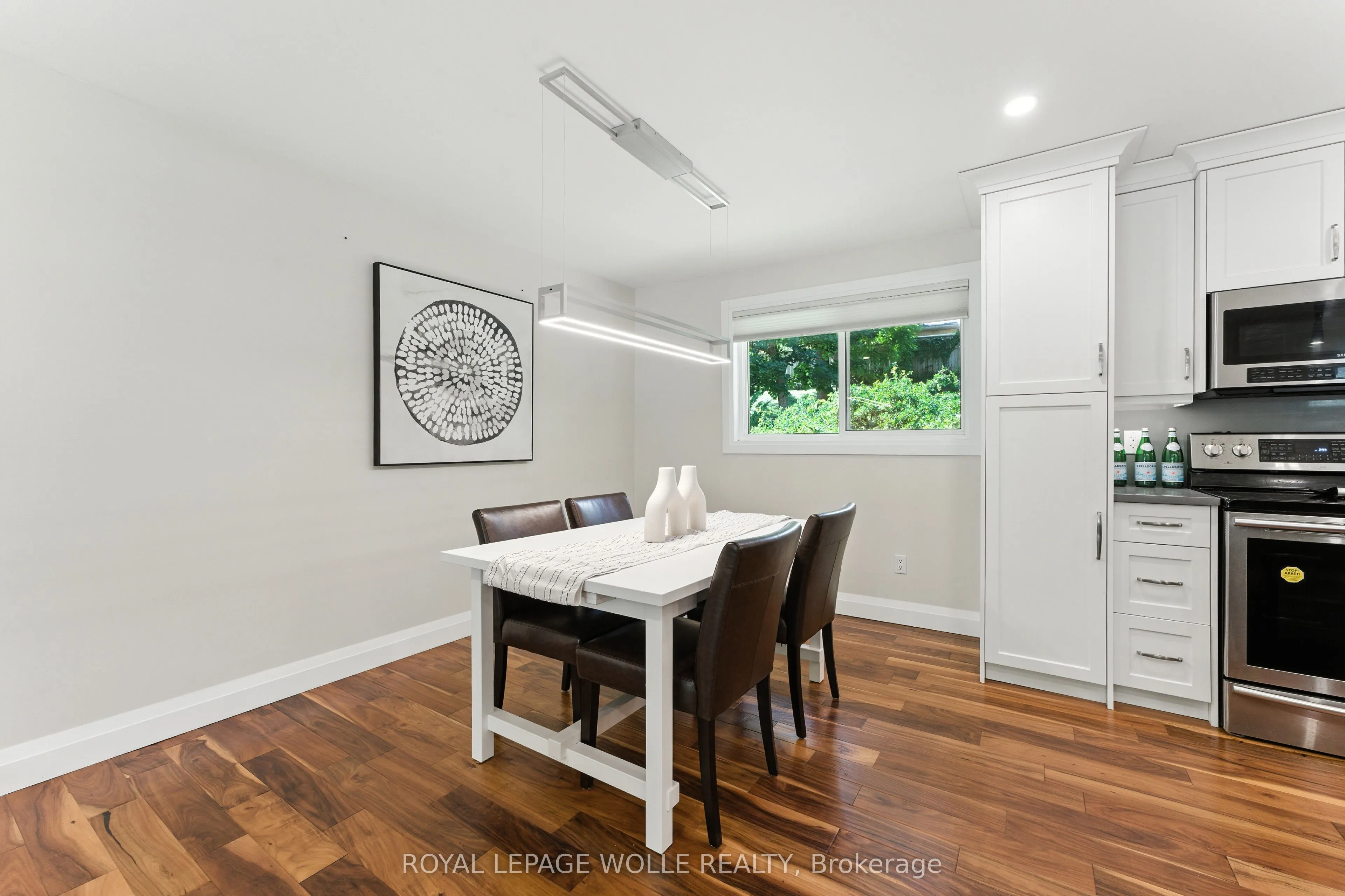 33 Shadywood Crescent