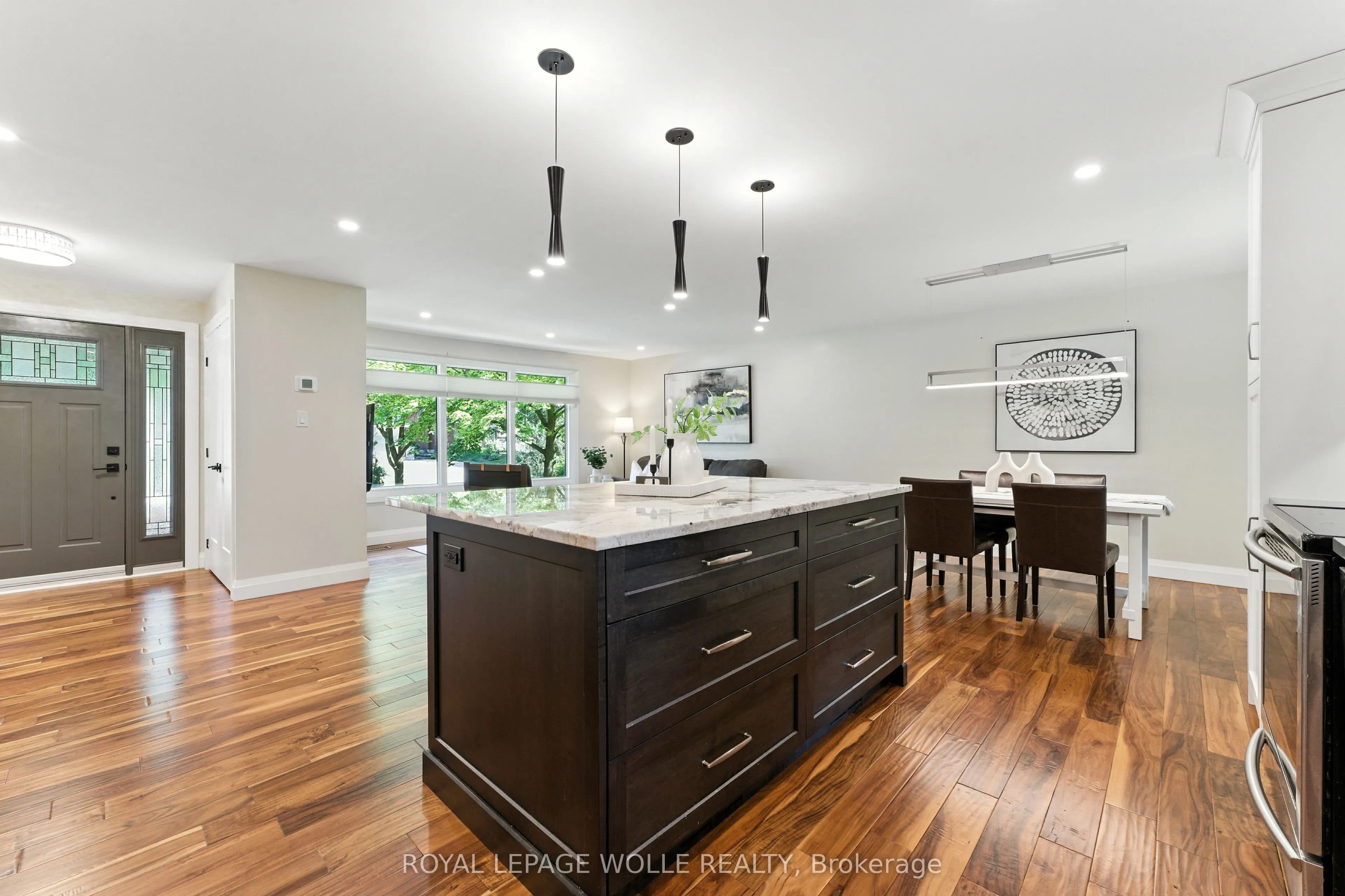 33 Shadywood Crescent
