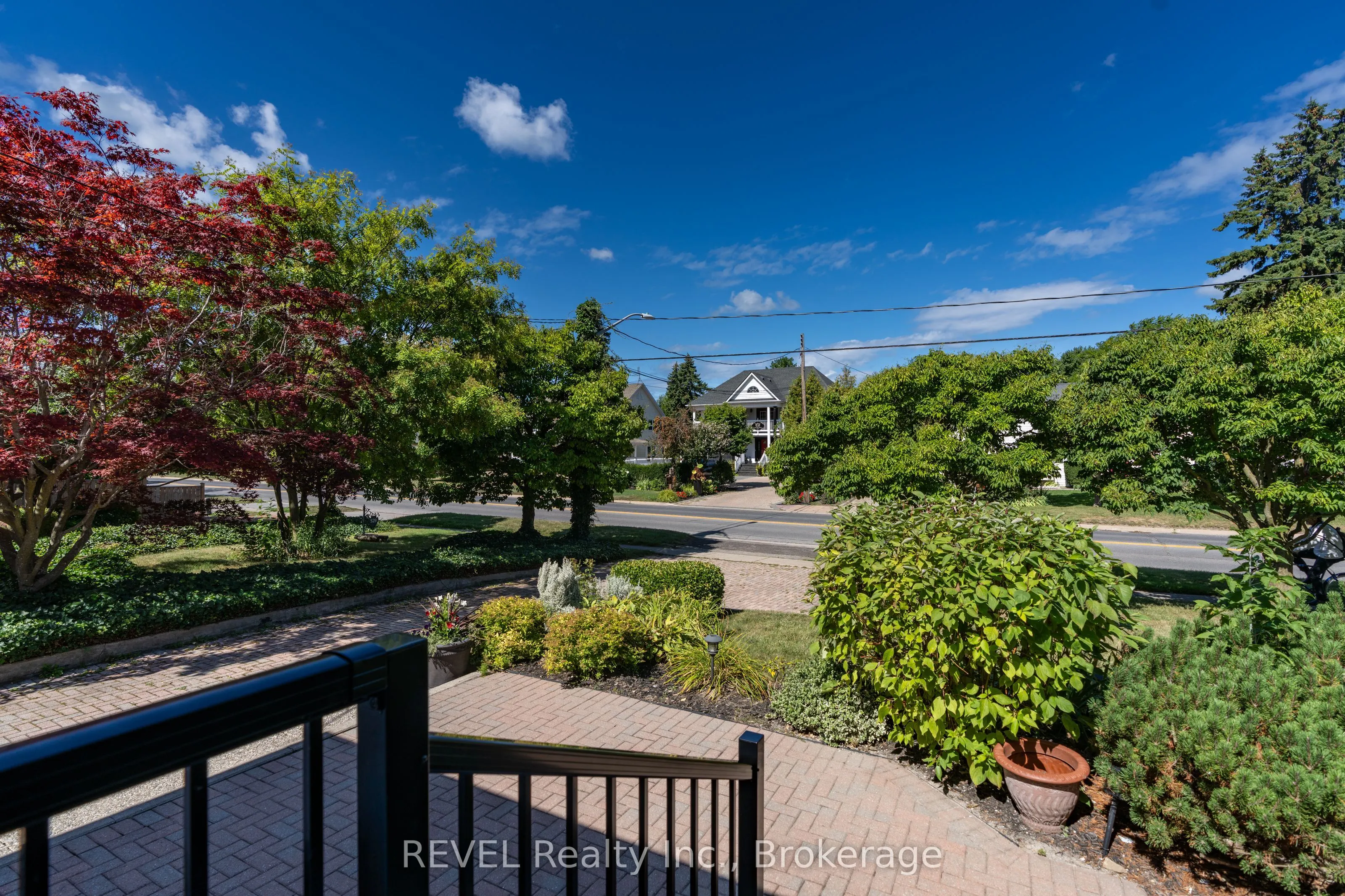 522 Mississagua Street
