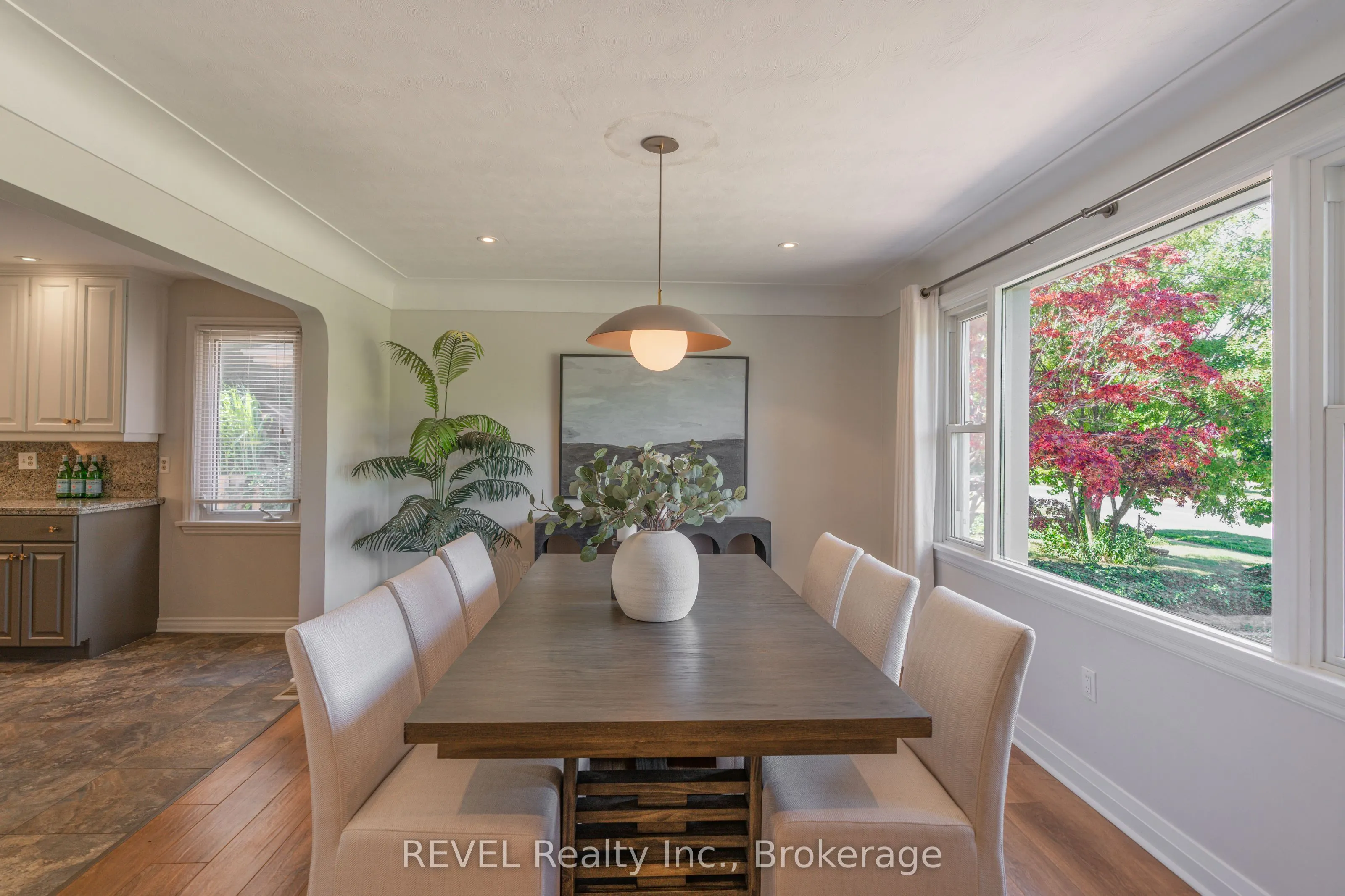 522 Mississagua Street