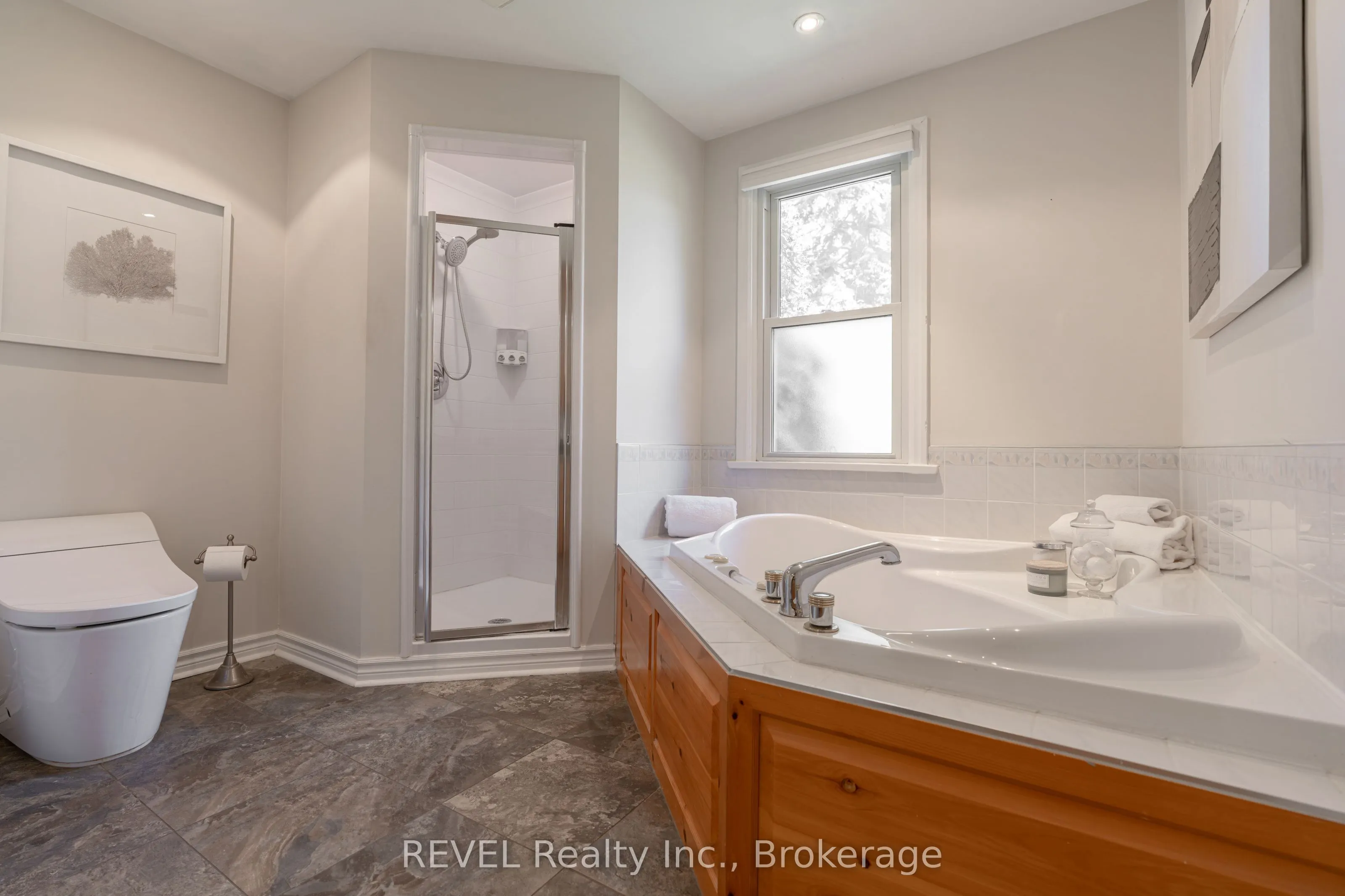 522 Mississagua Street
