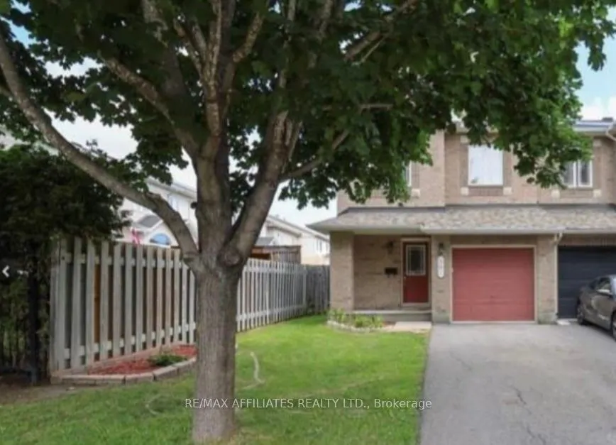 561 AQUAVIEW Drive