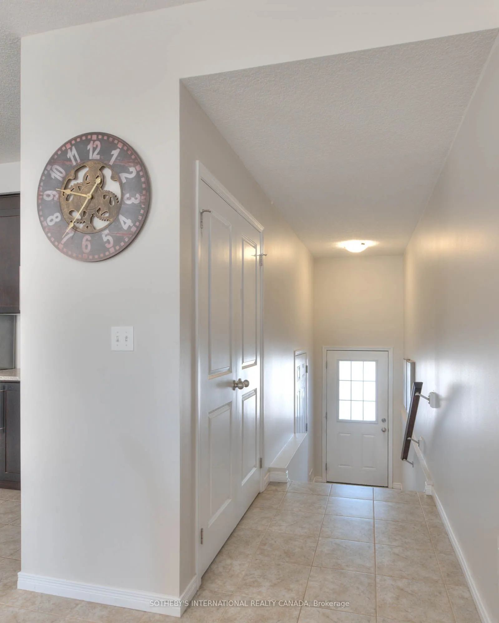 208 Jessica Crescent, #Unit # A
