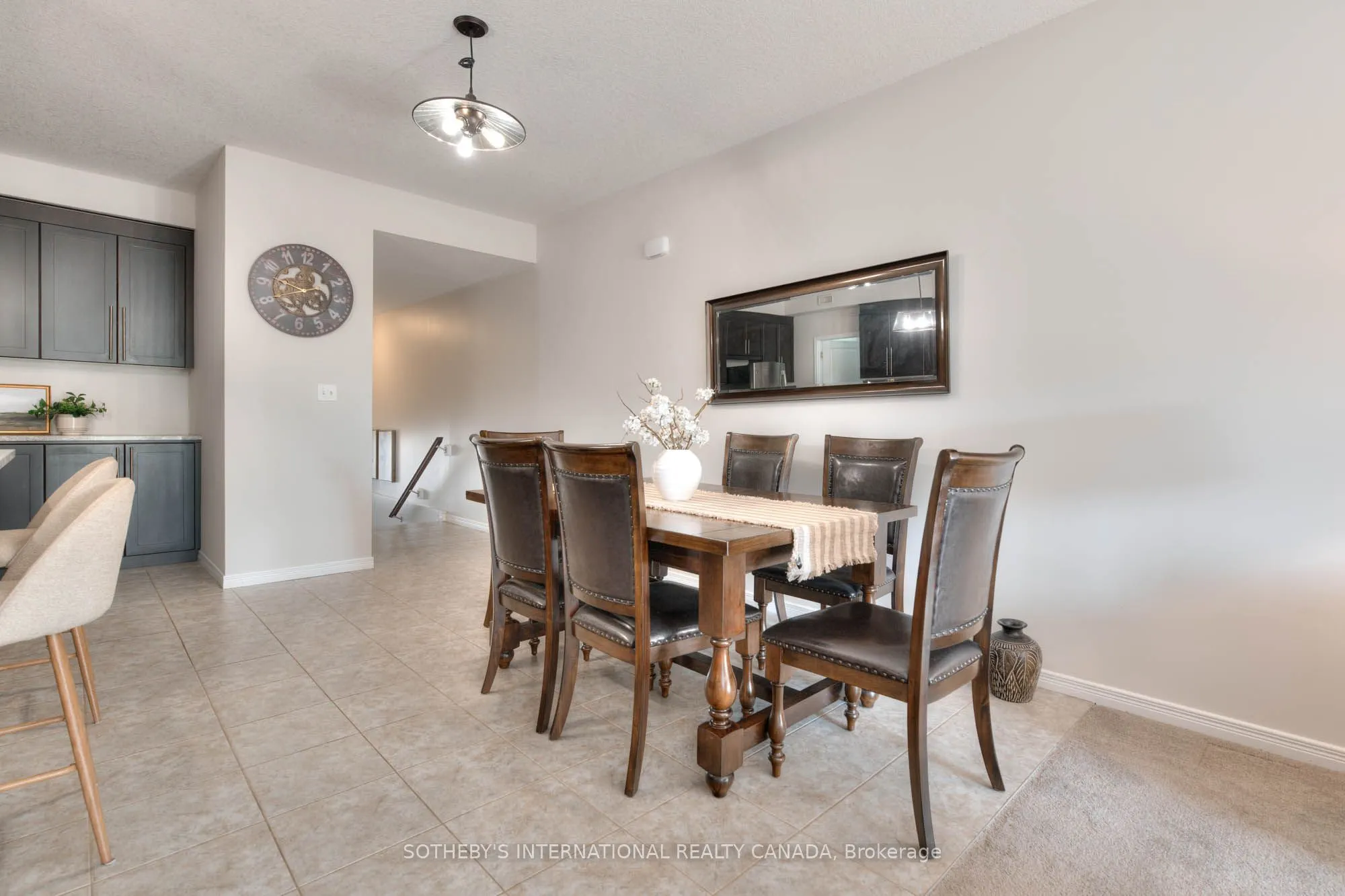 208 Jessica Crescent, #Unit # A