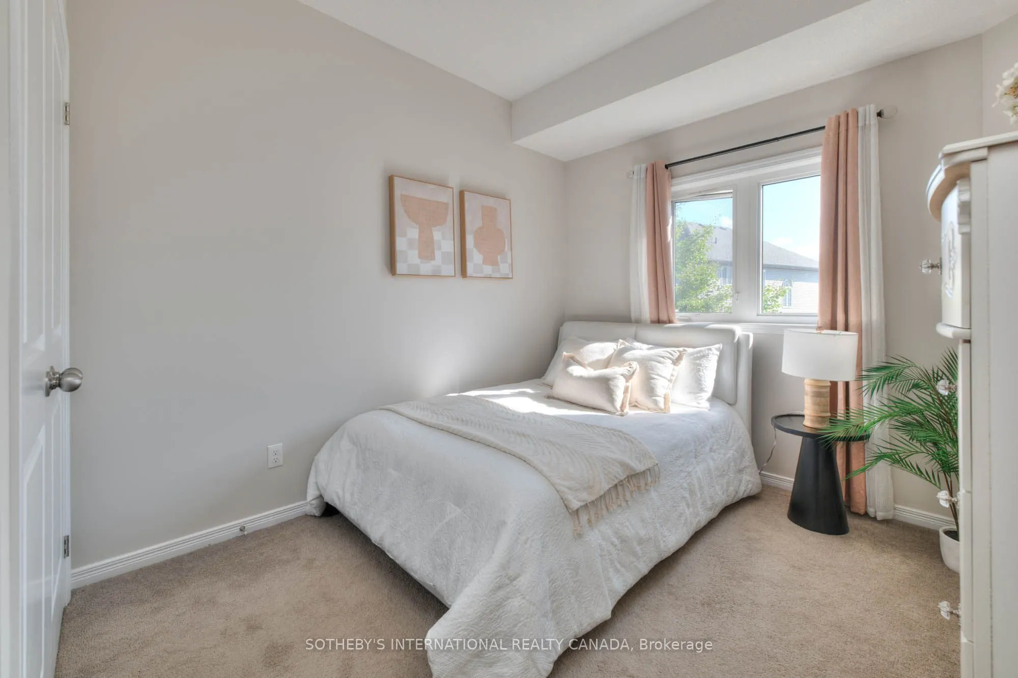 208 Jessica Crescent, #Unit # A