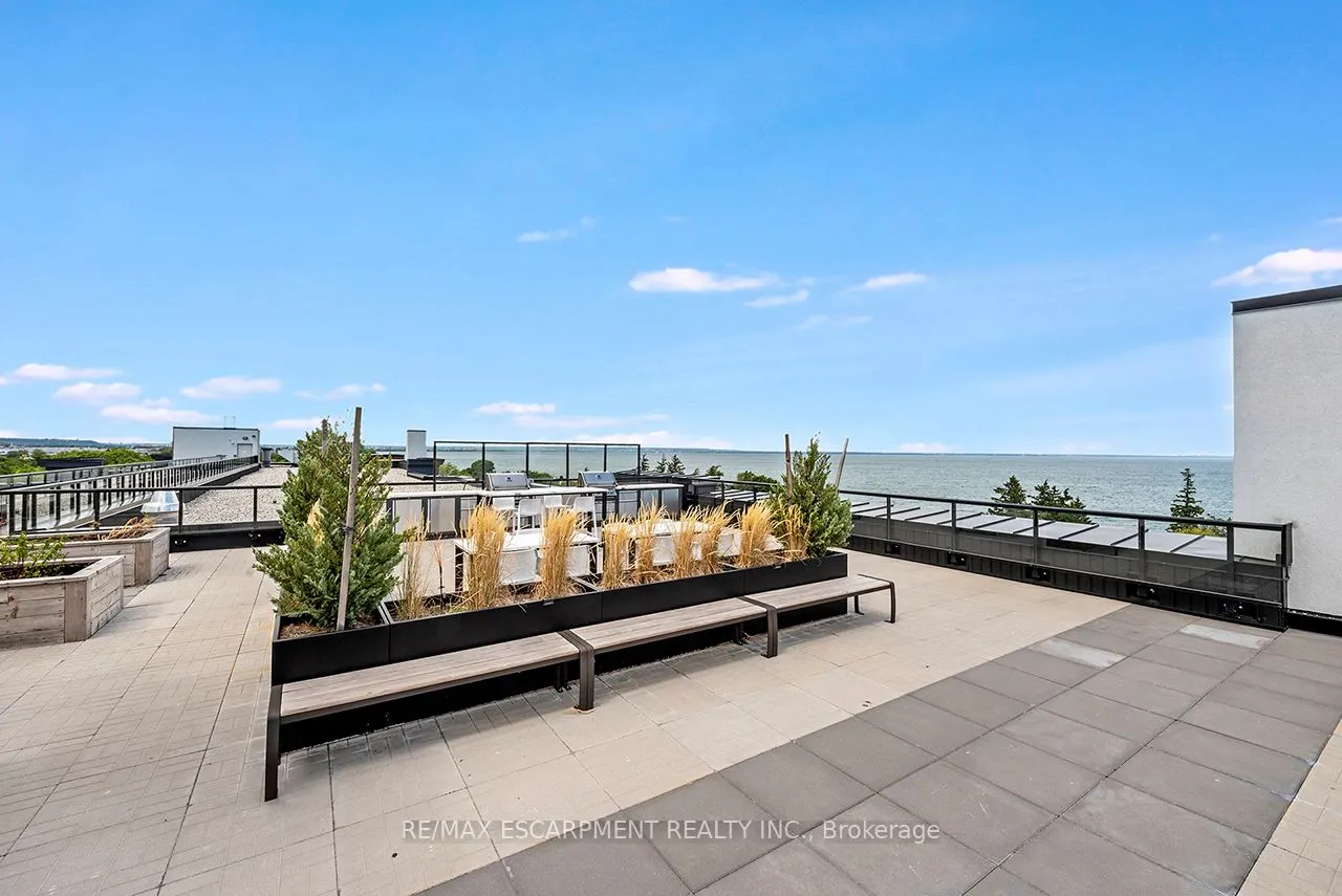 600 North Service Road, #606