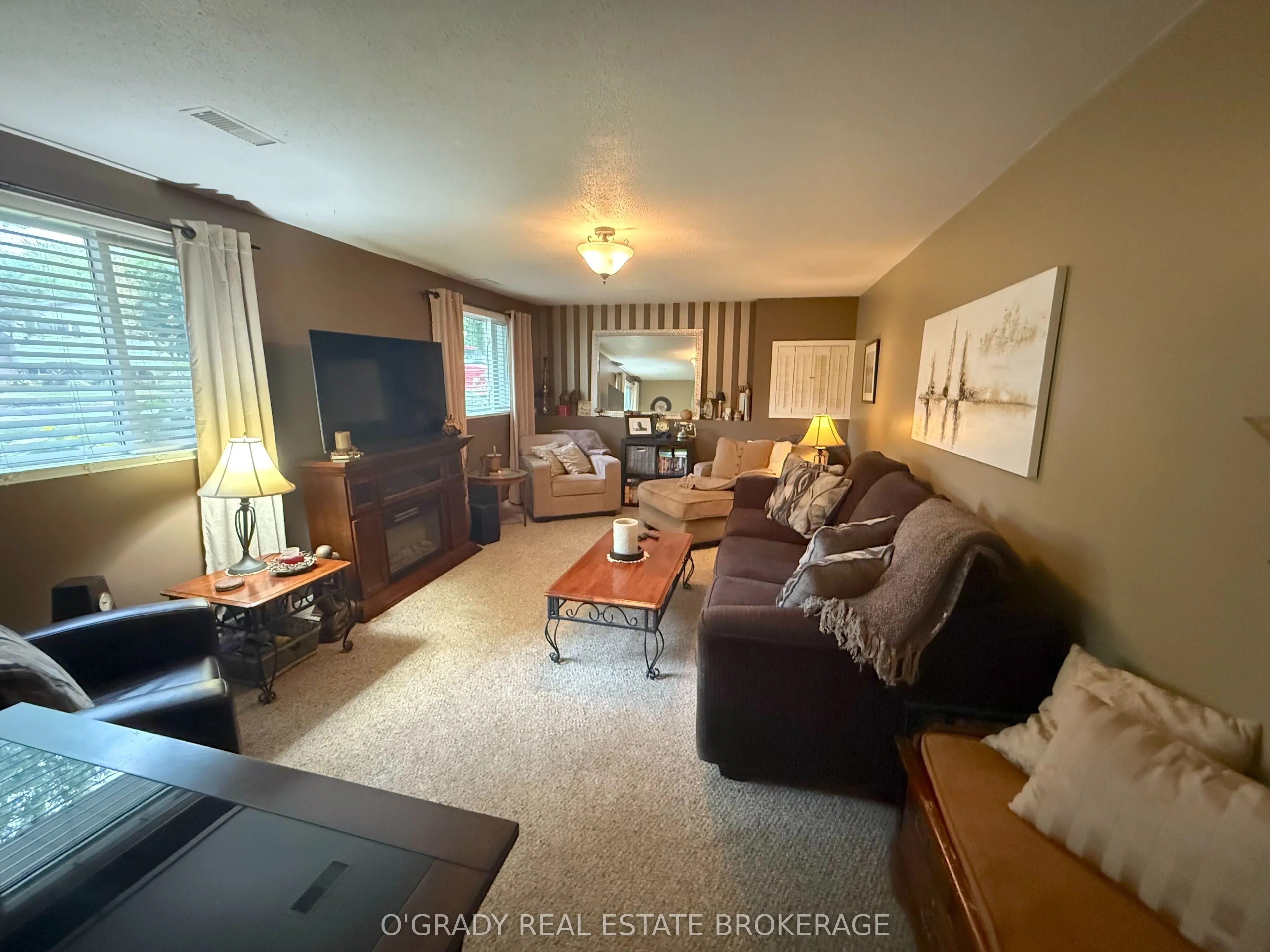 47 Meighen Crescent