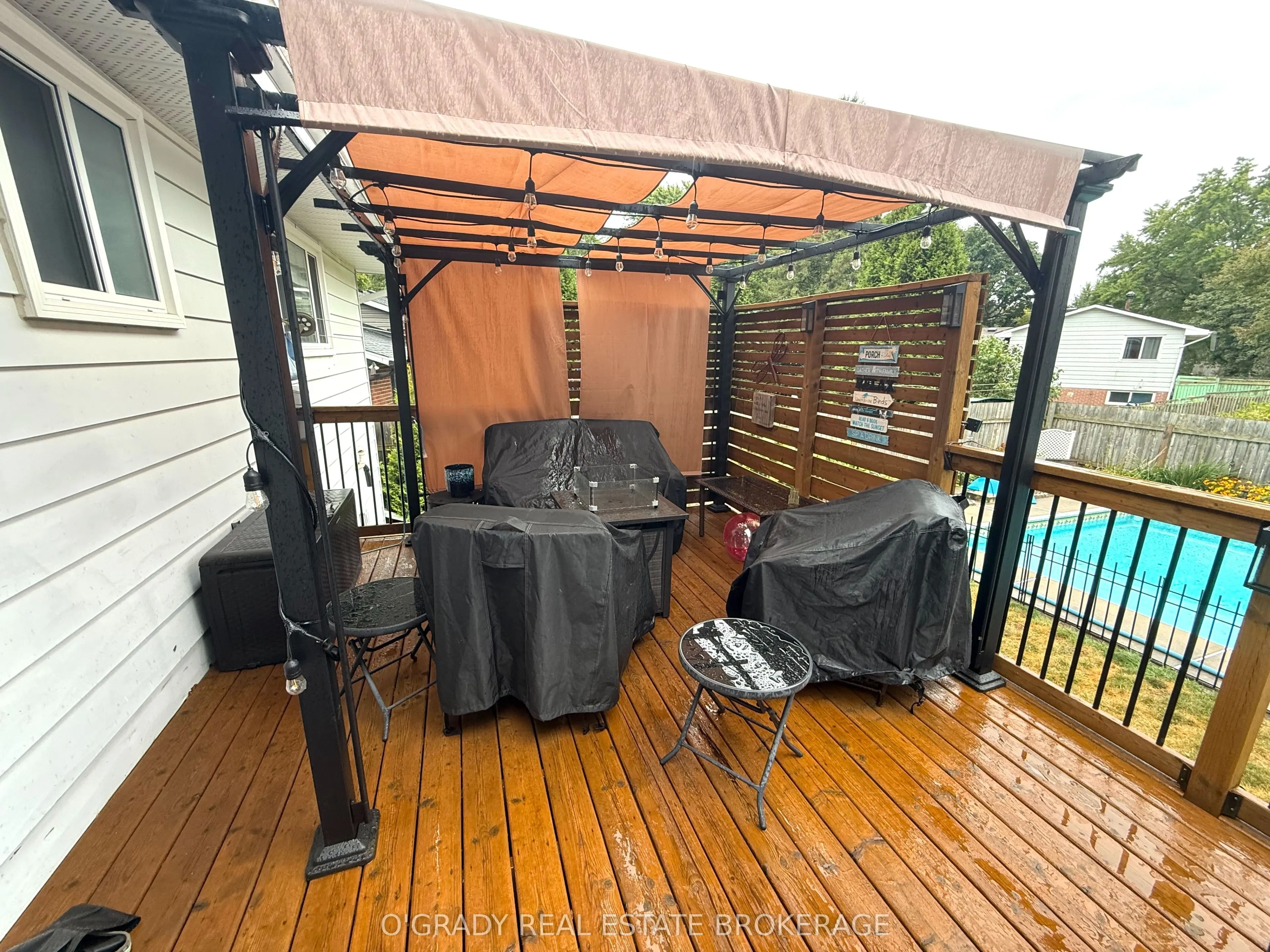 47 Meighen Crescent
