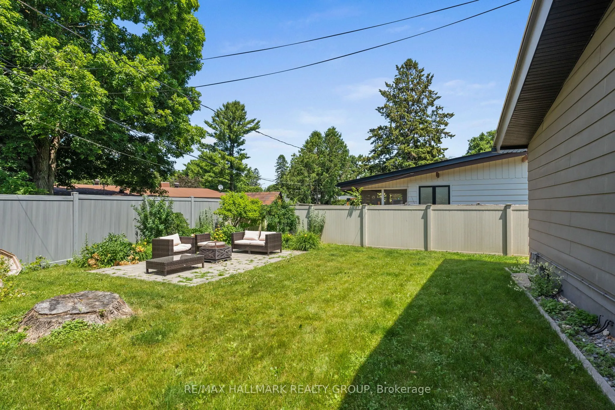377 Summit Avenue