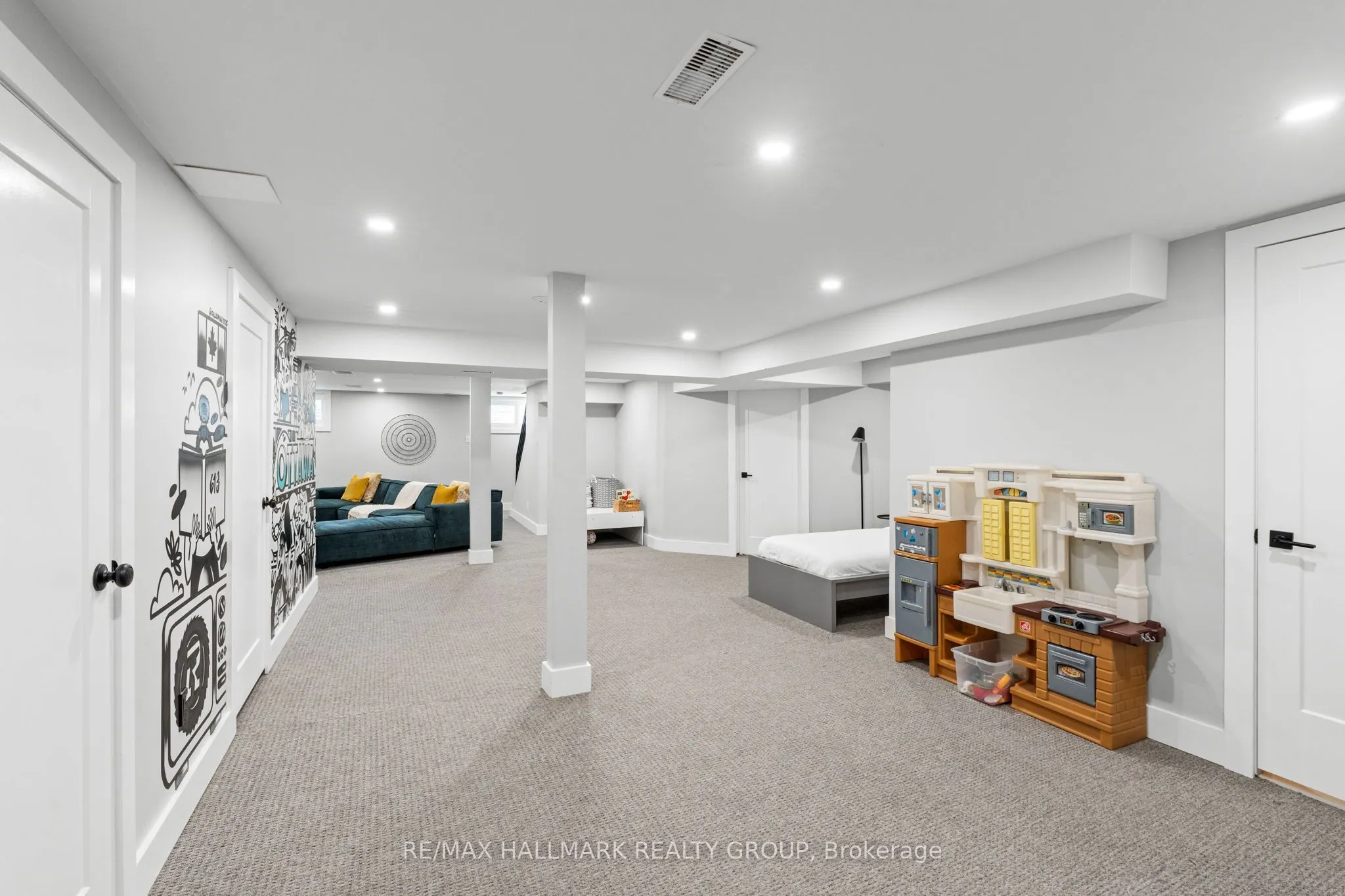 377 Summit Avenue