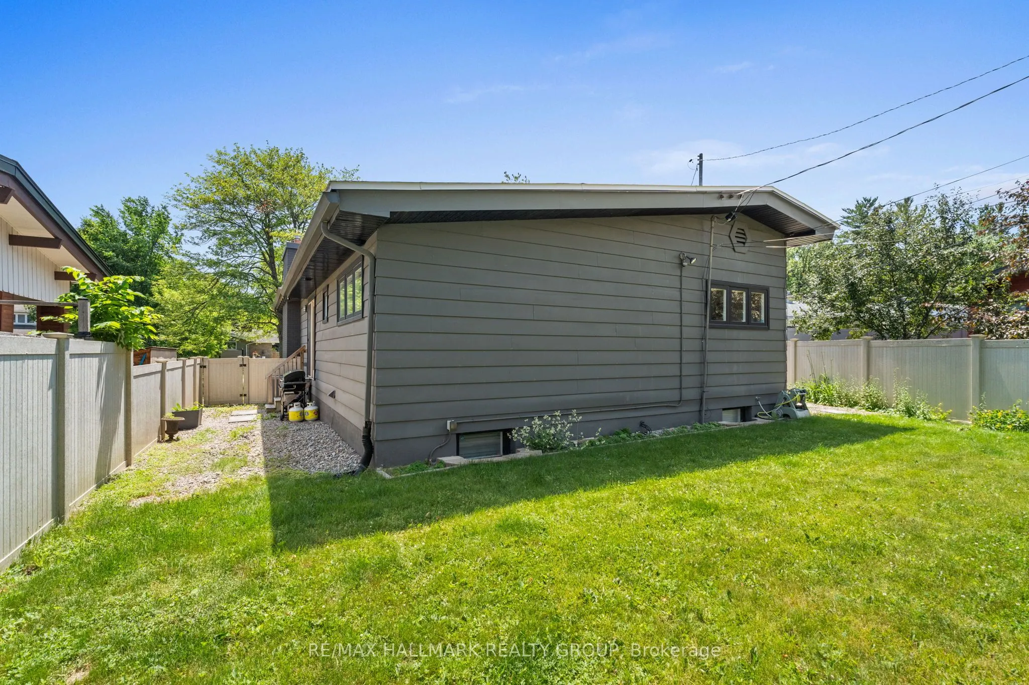 377 Summit Avenue