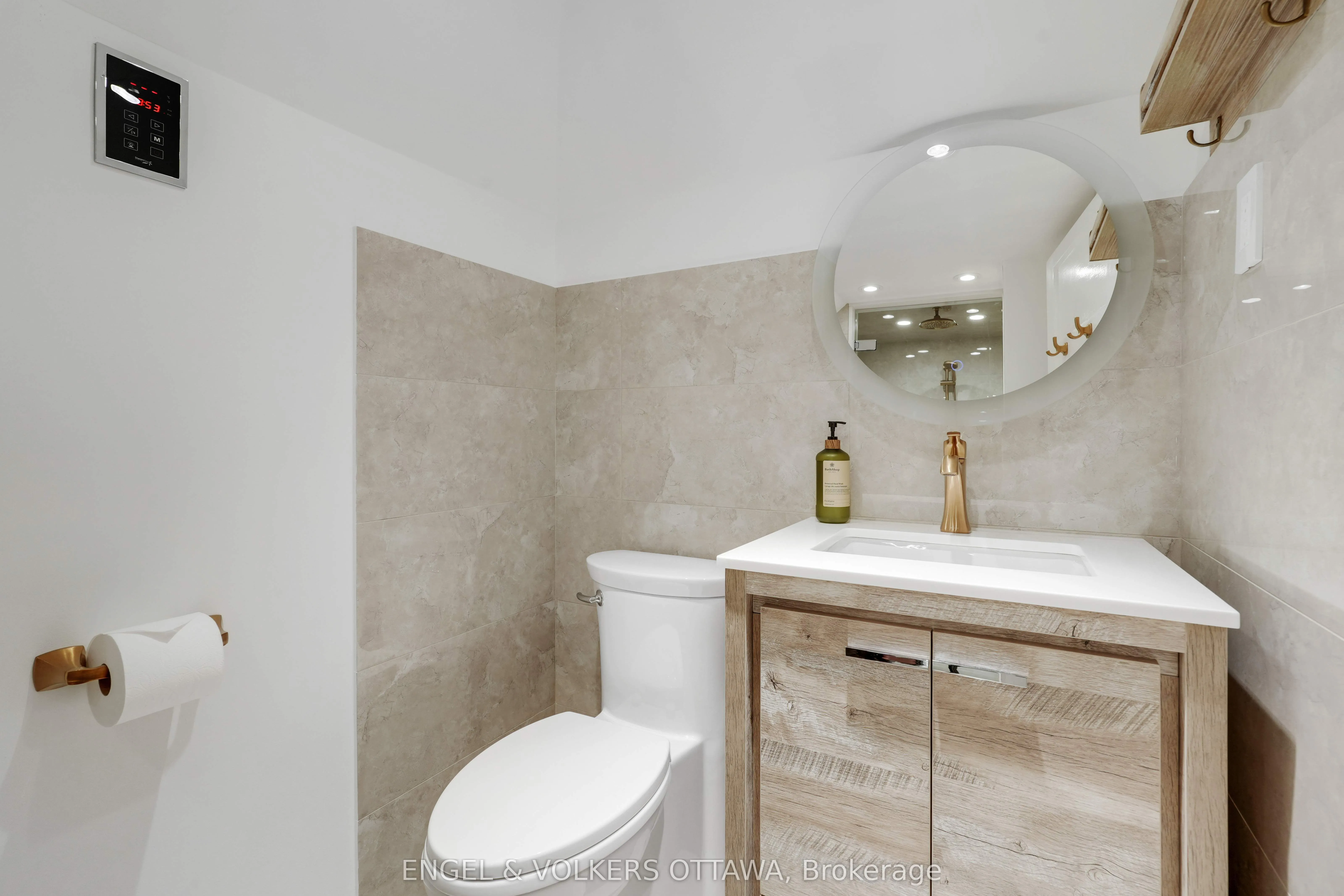 386 Ashbury Road