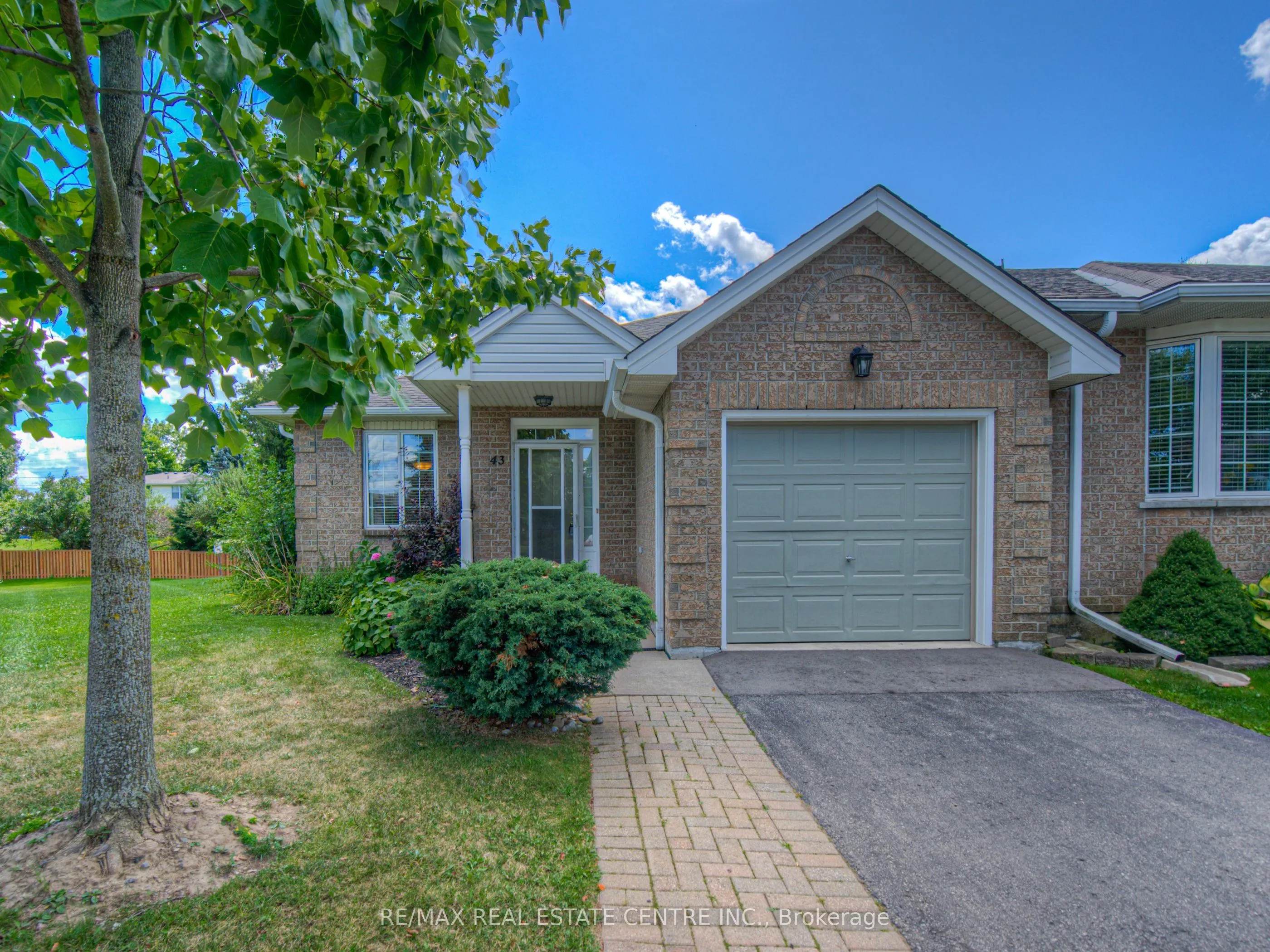 43 Postoaks Drive, #14