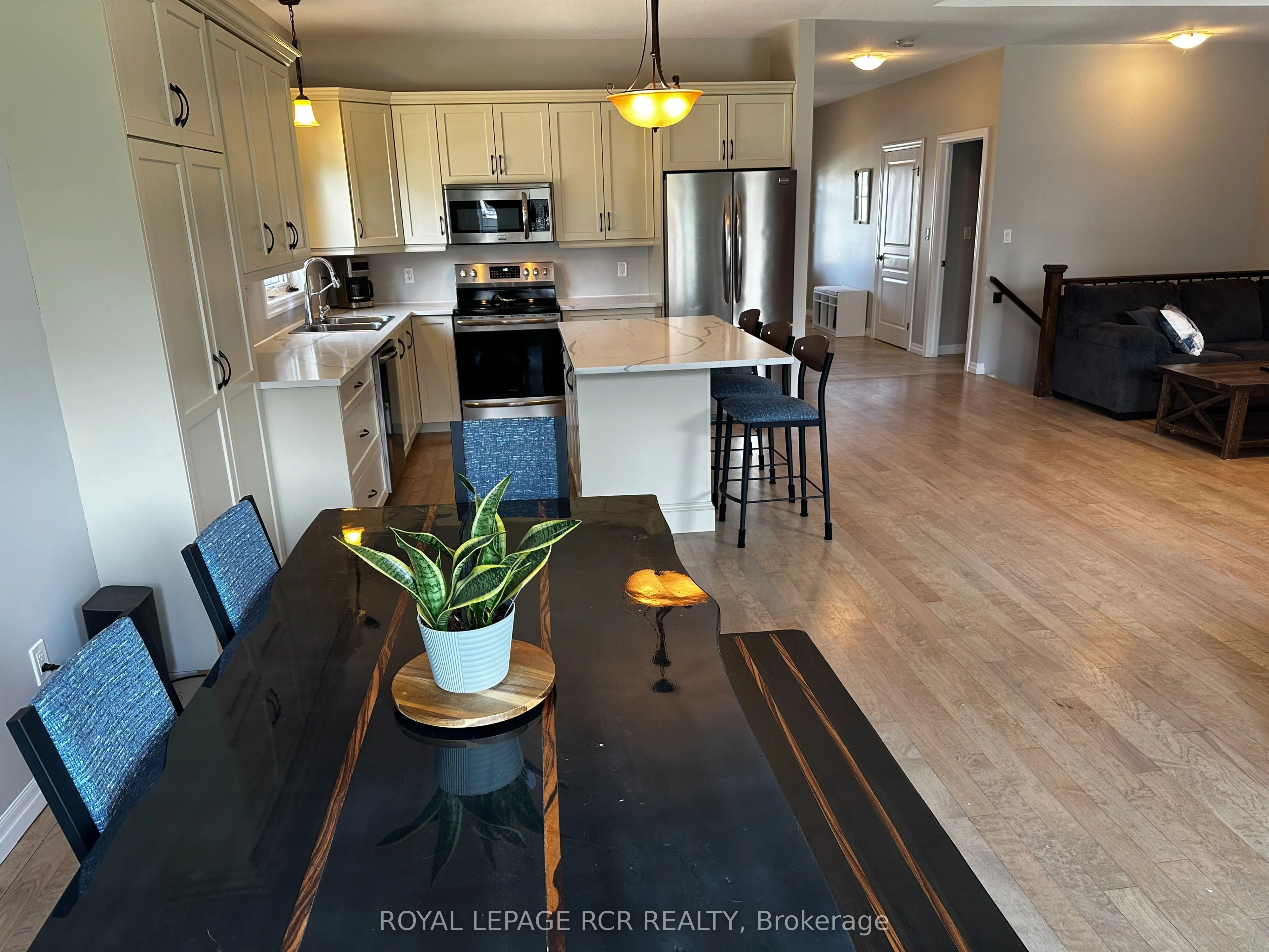 184 Ruby's Crescent E