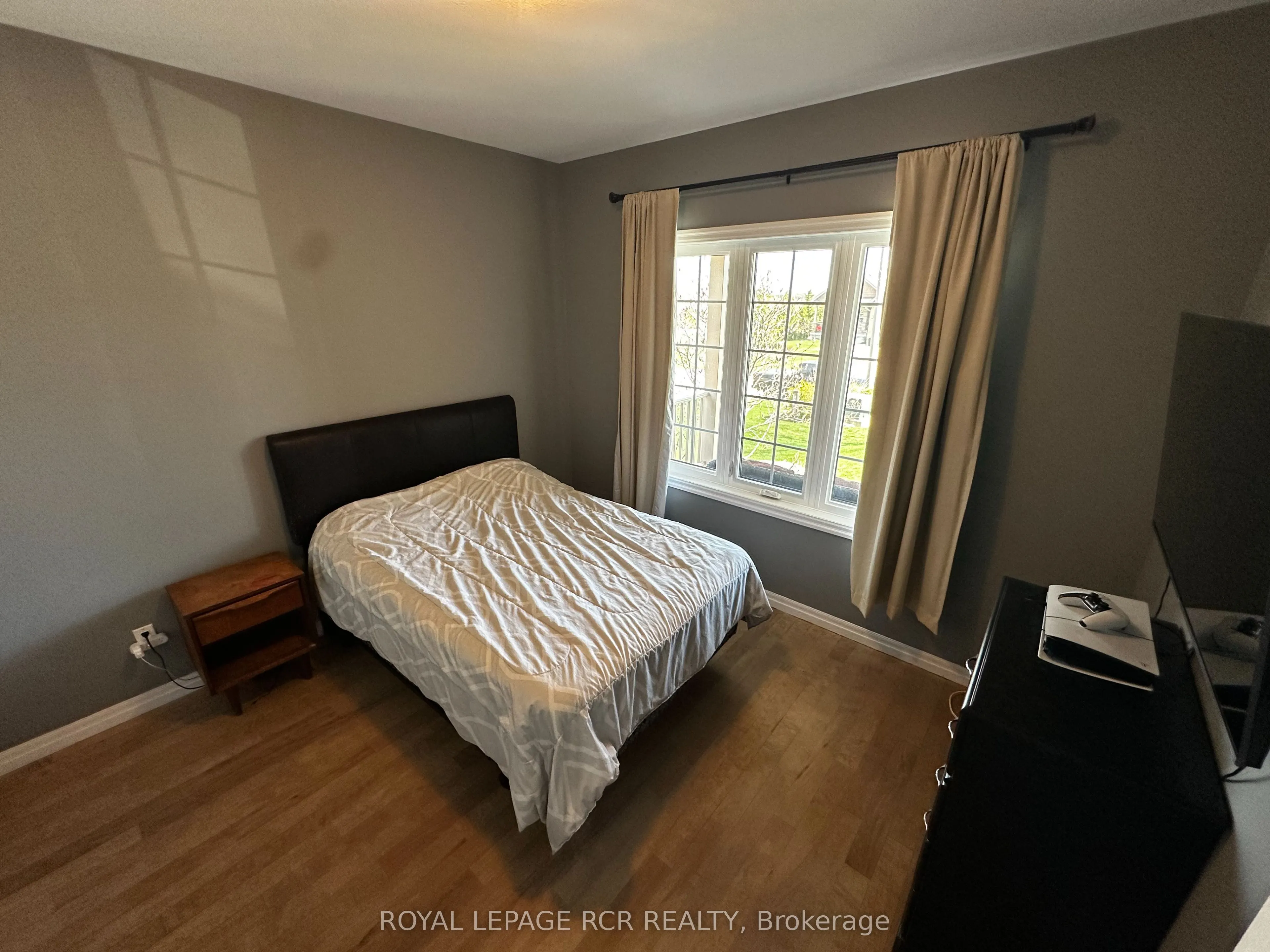 184 Ruby's Crescent E