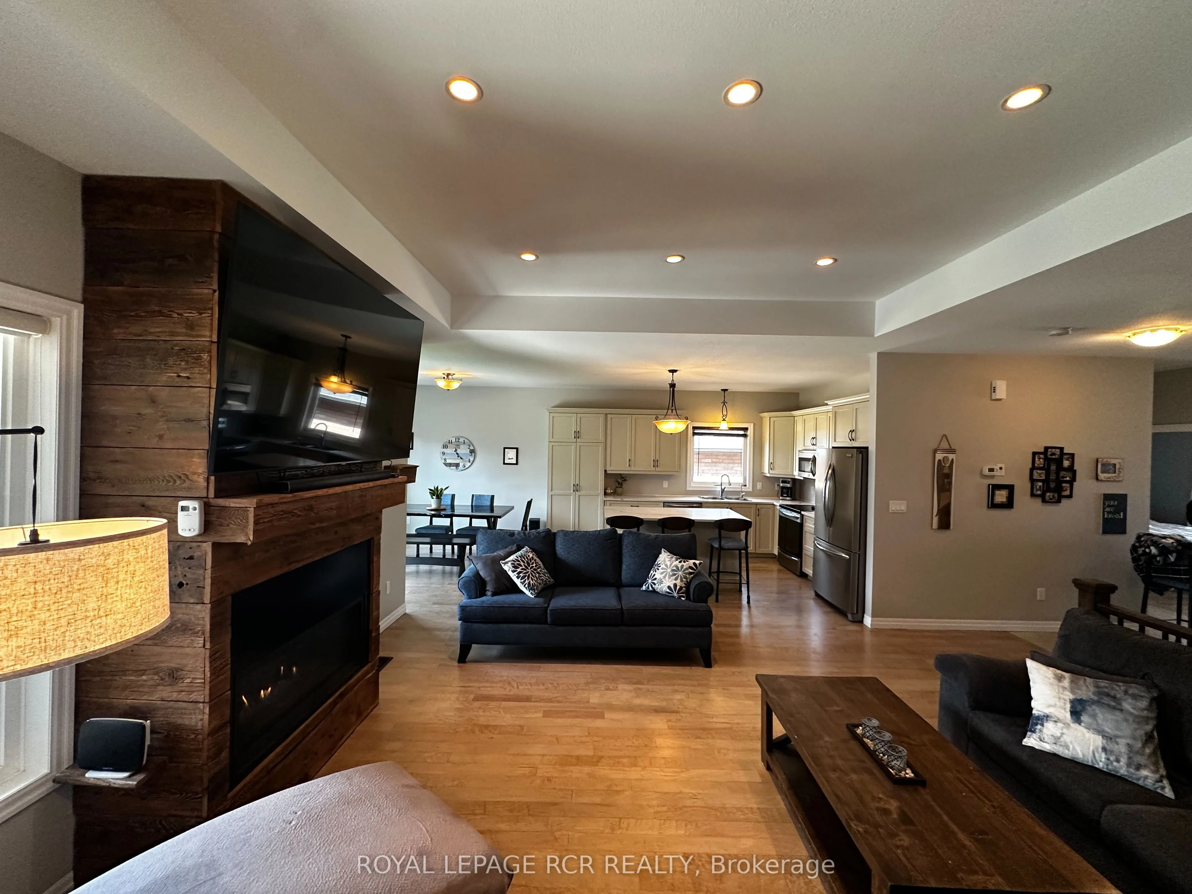 184 Ruby's Crescent E