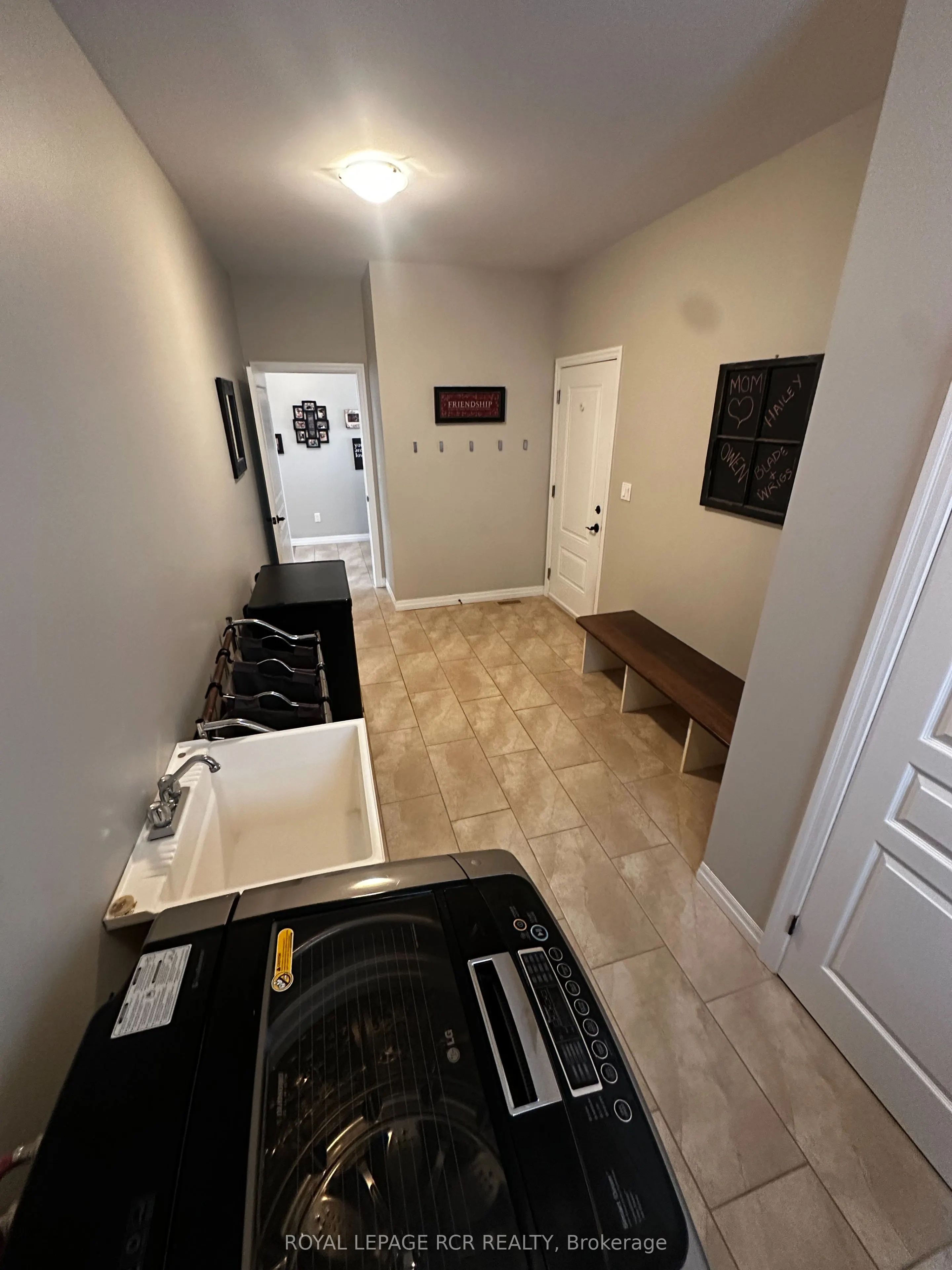 184 Ruby's Crescent E