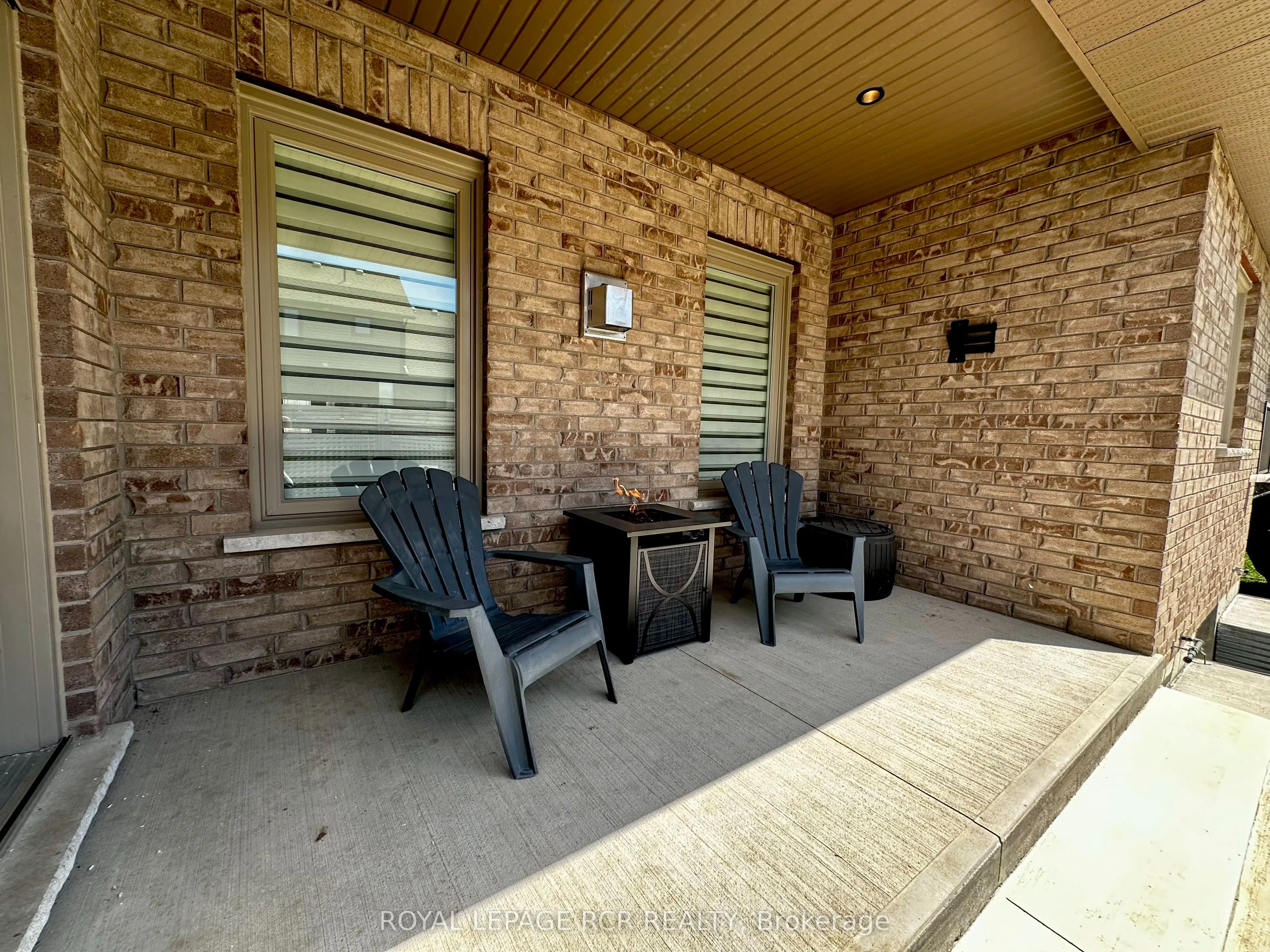 184 Ruby's Crescent E