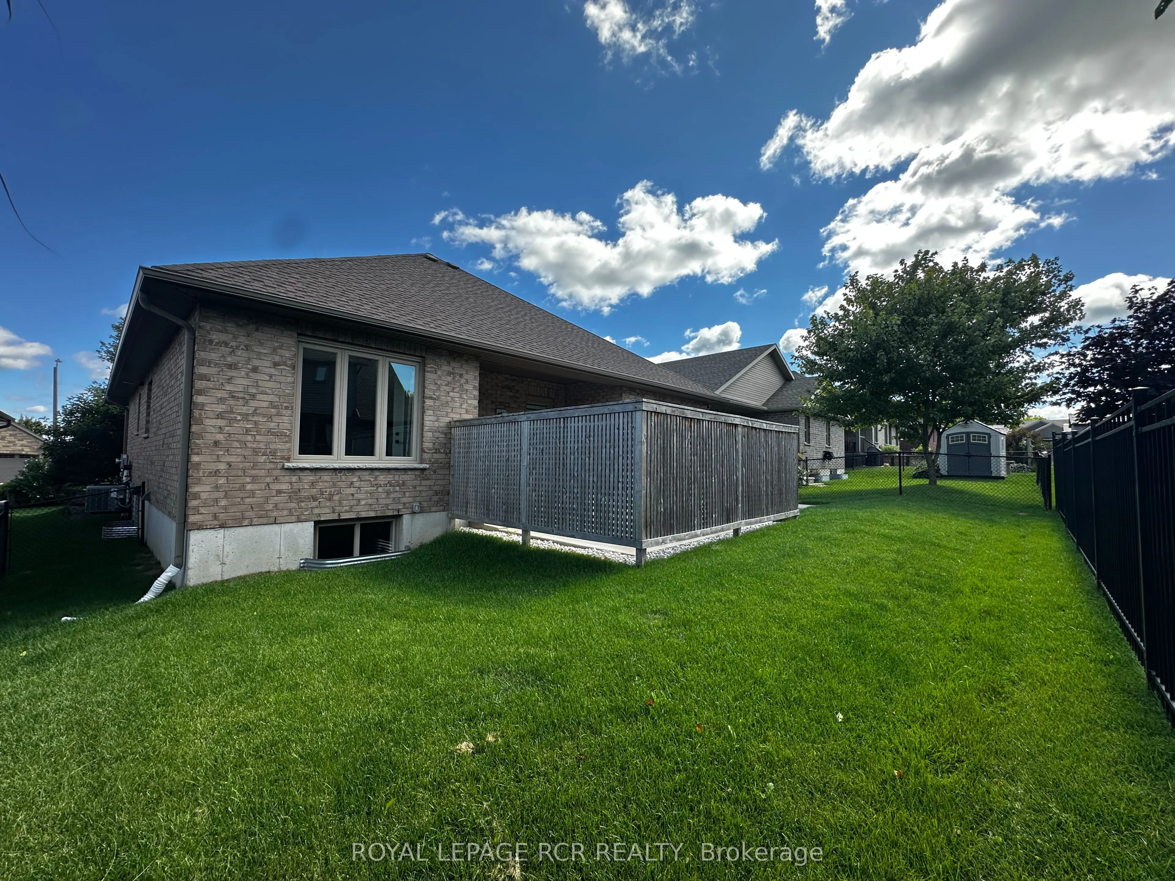 184 Ruby's Crescent E